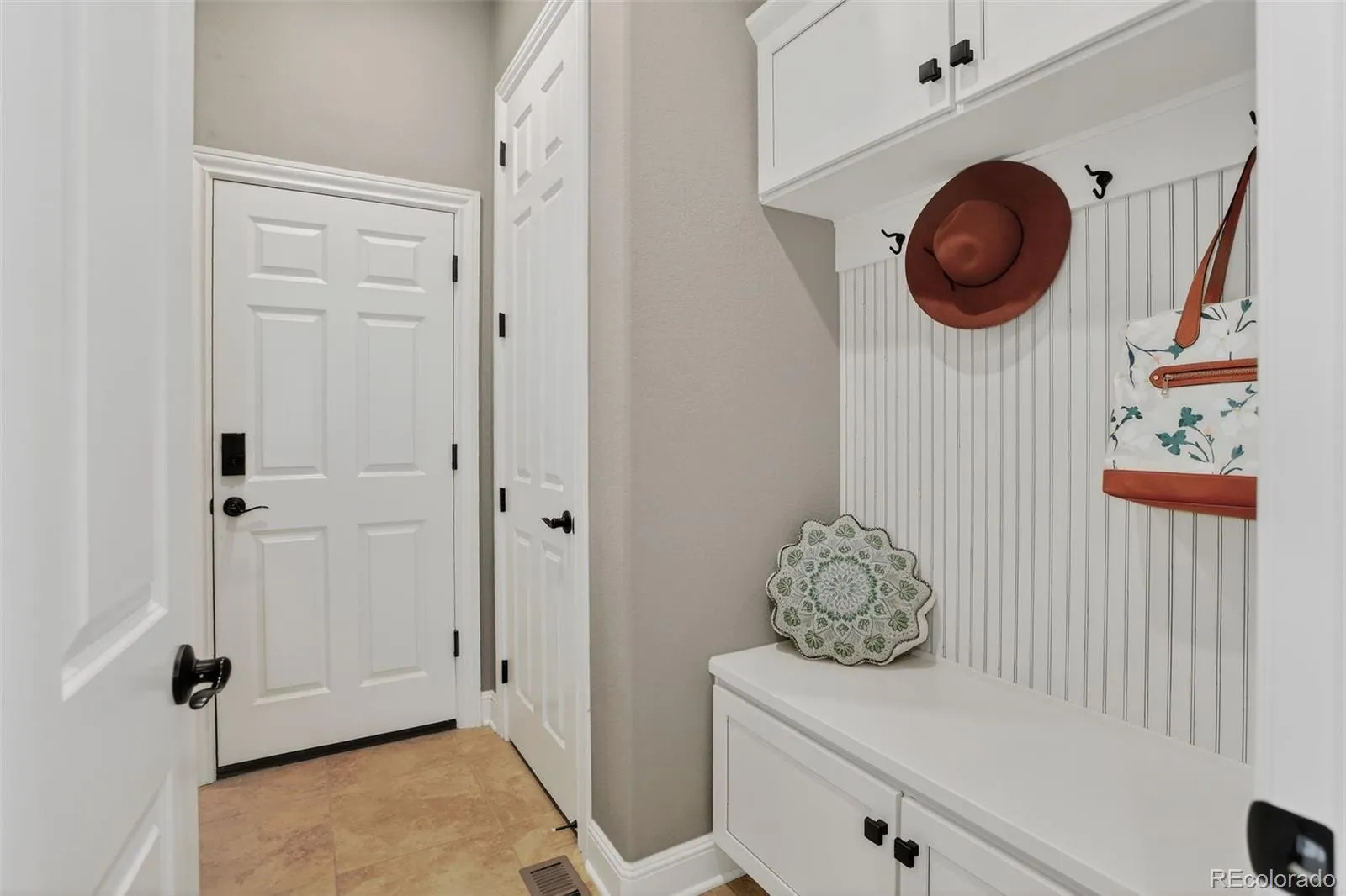 8363 S Winnipeg Court Aurora CO 80016 MLS #REC2565378 04292026160722 1600 31