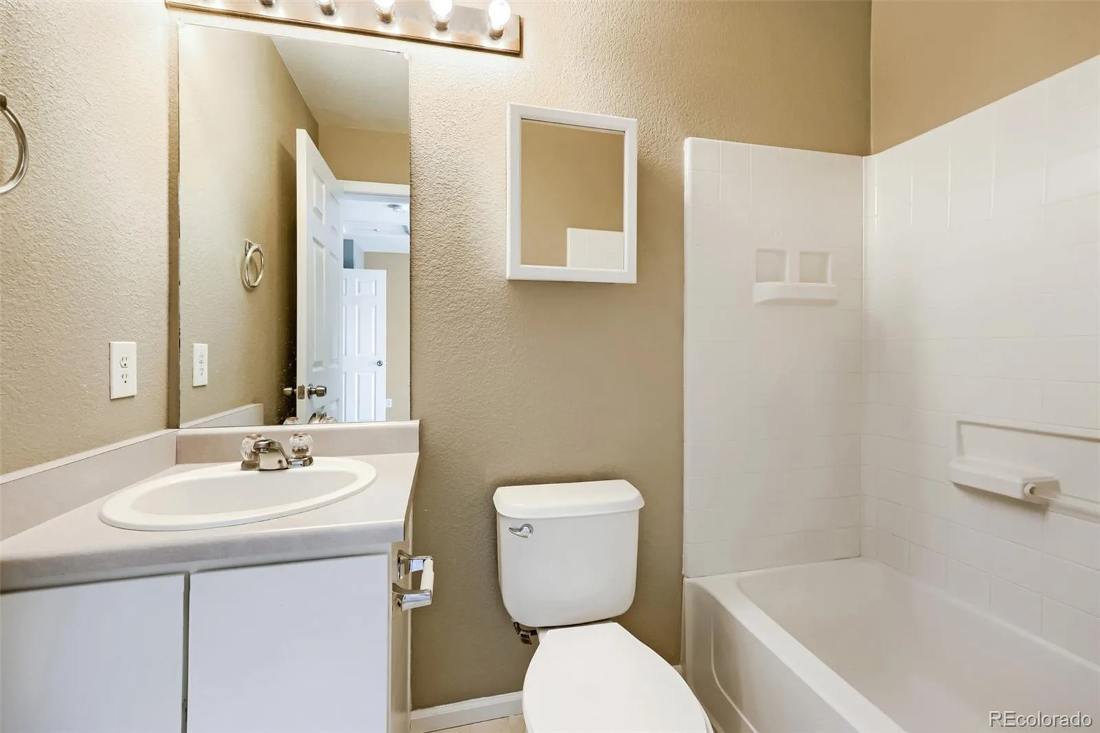 5559 Netherland Street Denver CO 80249 | MLS #REC2565794 07232026202630 1600 10