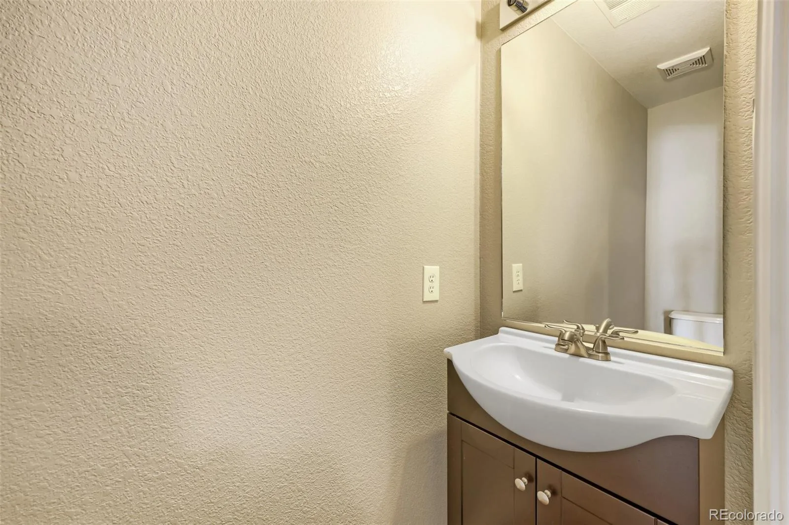 5559 Netherland Street Denver CO 80249 | MLS #REC2565794 07232026202630 1600 8
