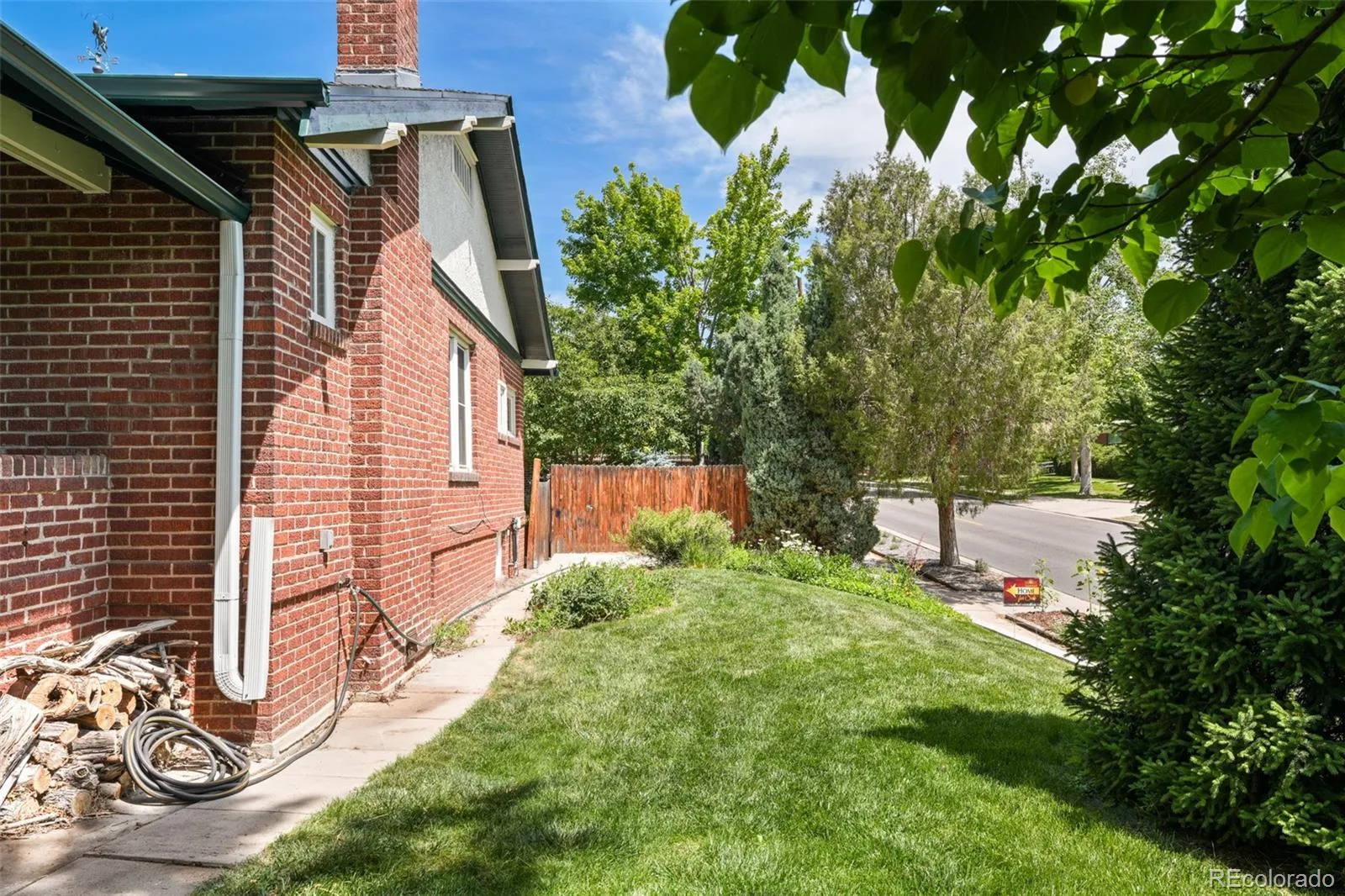 4401 W Hayward Place Denver CO 80212 MLS #REC2566504 06222026183732 1600 29