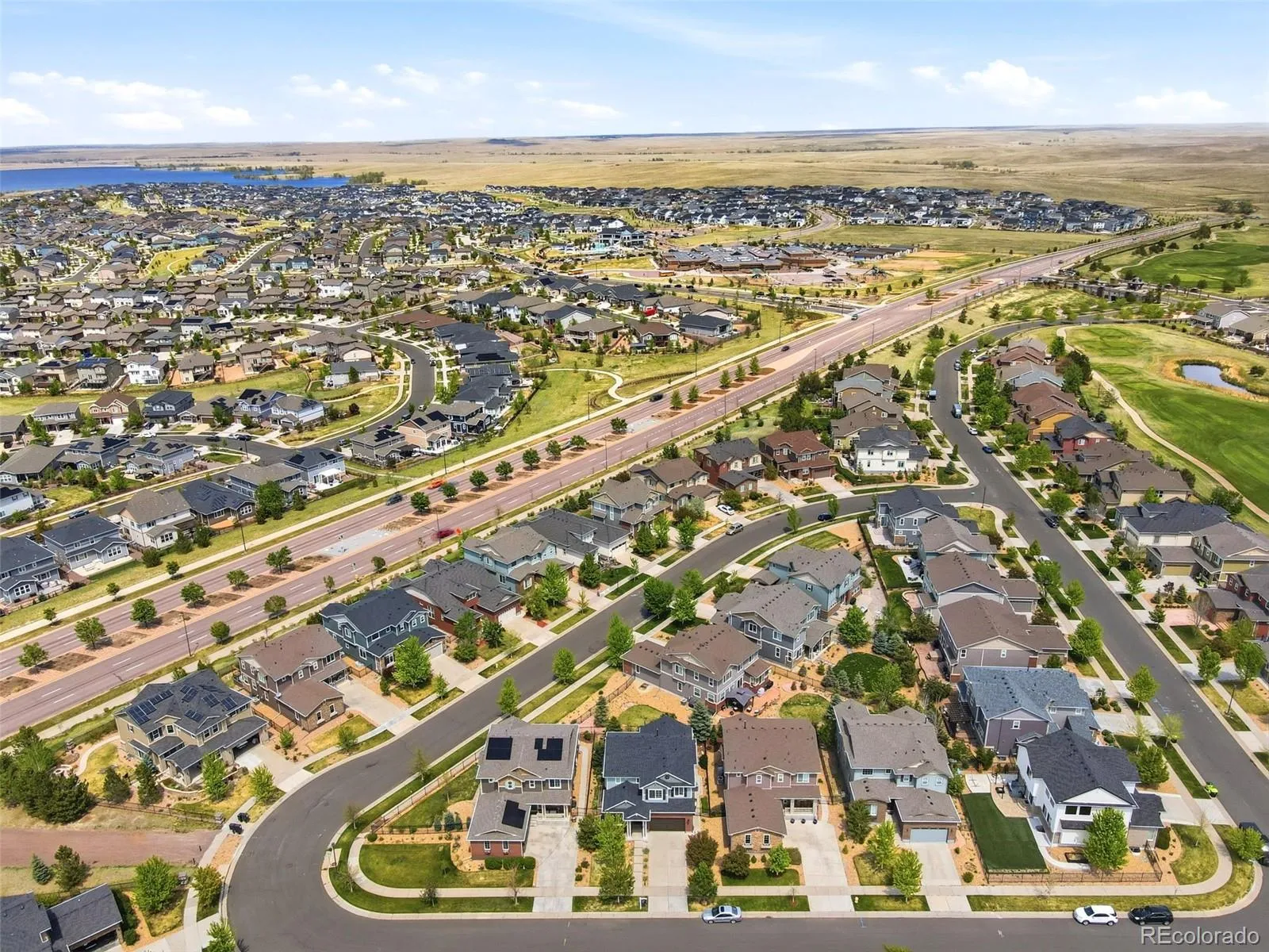 7566 S Quantock Court Aurora CO 80016 MLS #REC2566619 05142026155102 1600 39