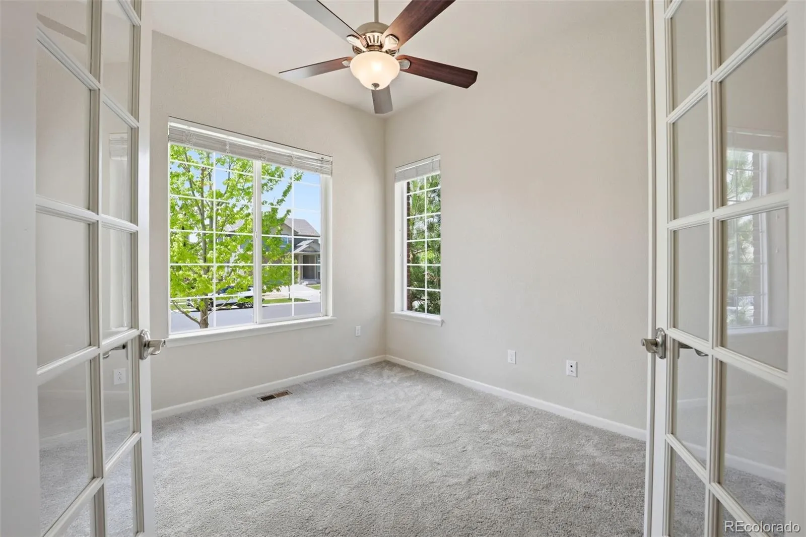 7566 S Quantock Court Aurora CO 80016 MLS #REC2566619 05142026155102 1600 4