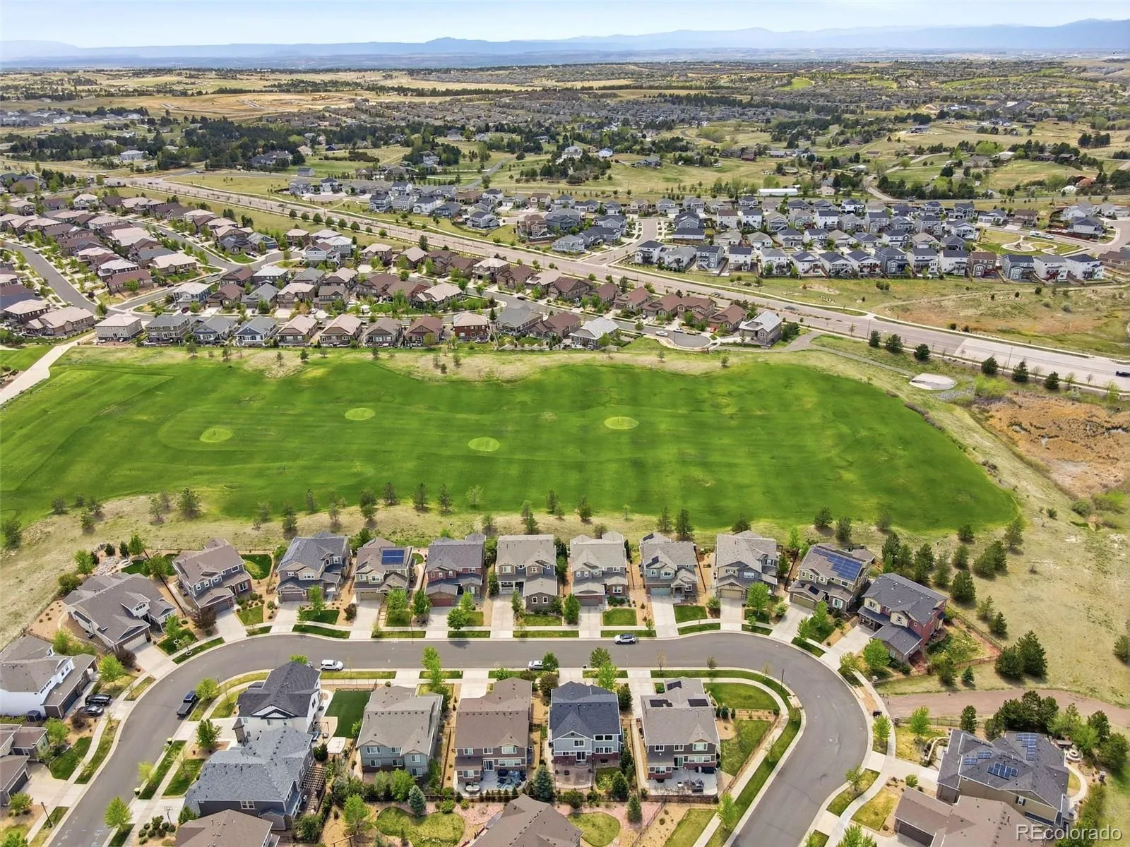 7566 S Quantock Court Aurora CO 80016 MLS #REC2566619 05142026155102 1600 40