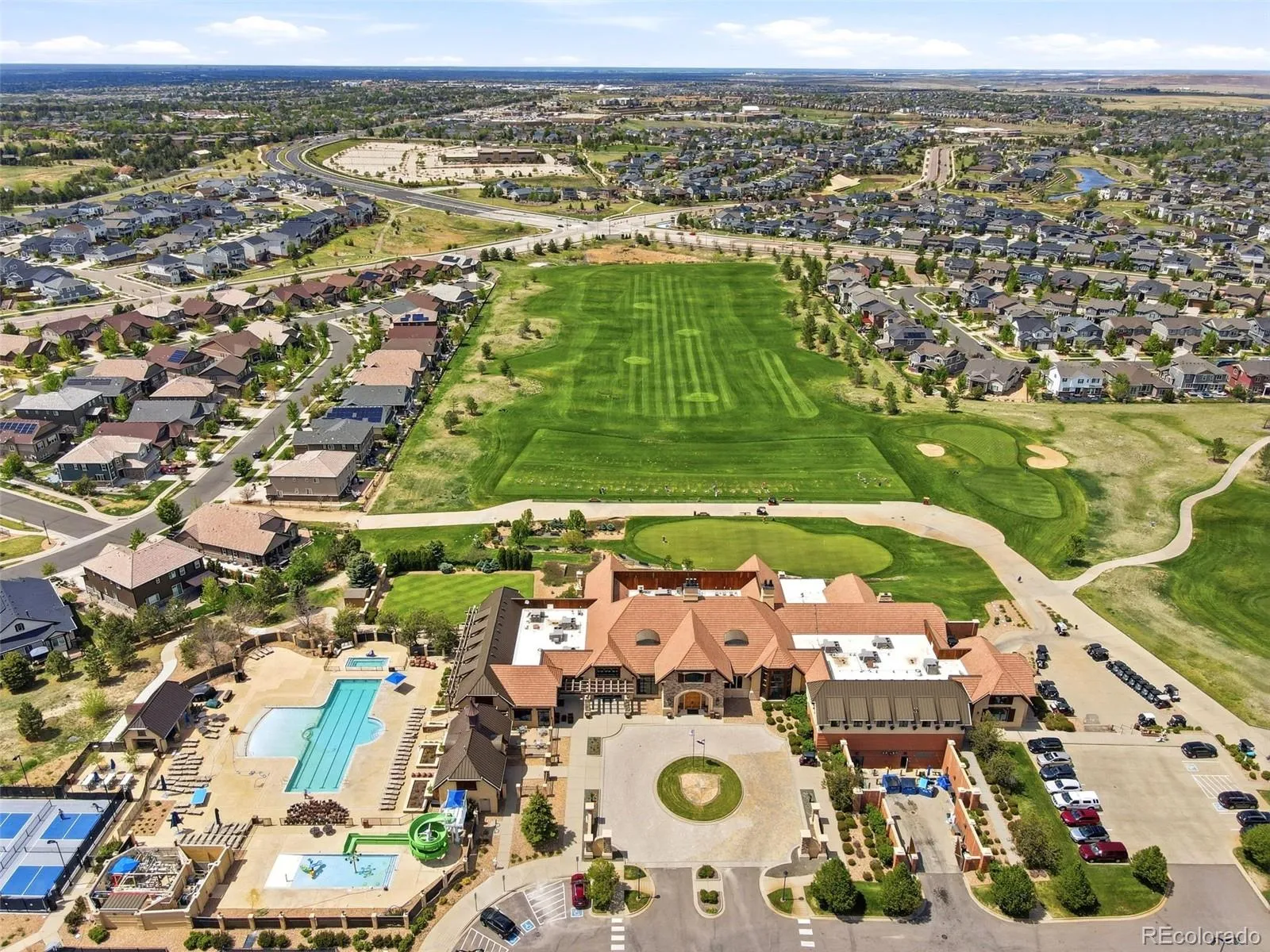 7566 S Quantock Court Aurora CO 80016 MLS #REC2566619 05142026155102 1600 43
