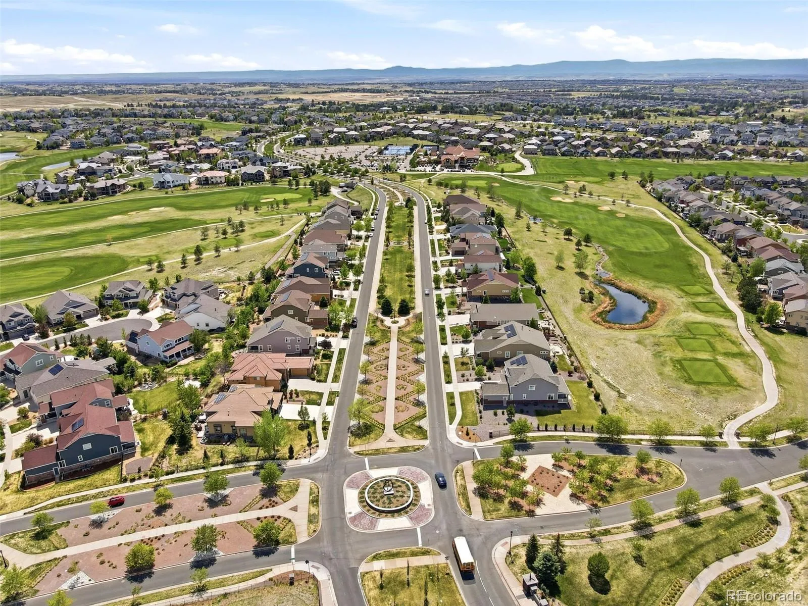 7566 S Quantock Court Aurora CO 80016 MLS #REC2566619 05142026155102 1600 45