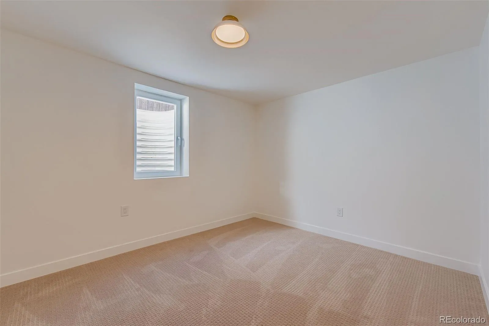 4264 W Radcliff Avenue Denver CO 80236 MLS #REC2569149 05142026230032 1600 29
