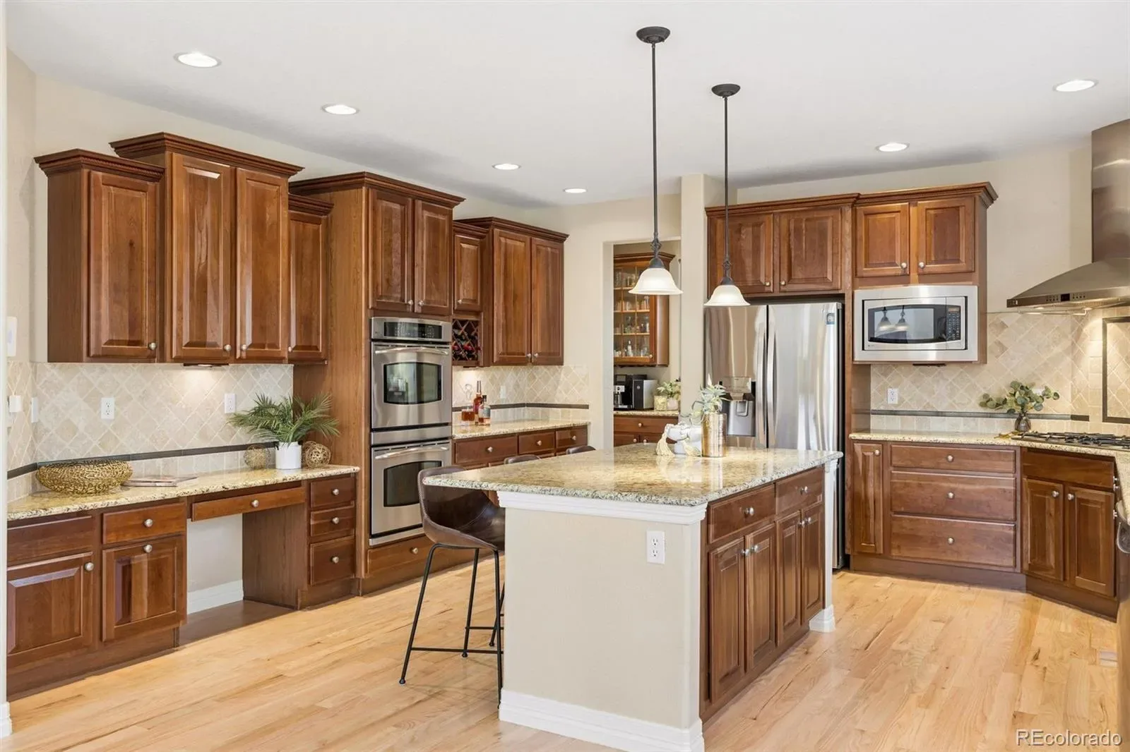 03272026004655 1600 1