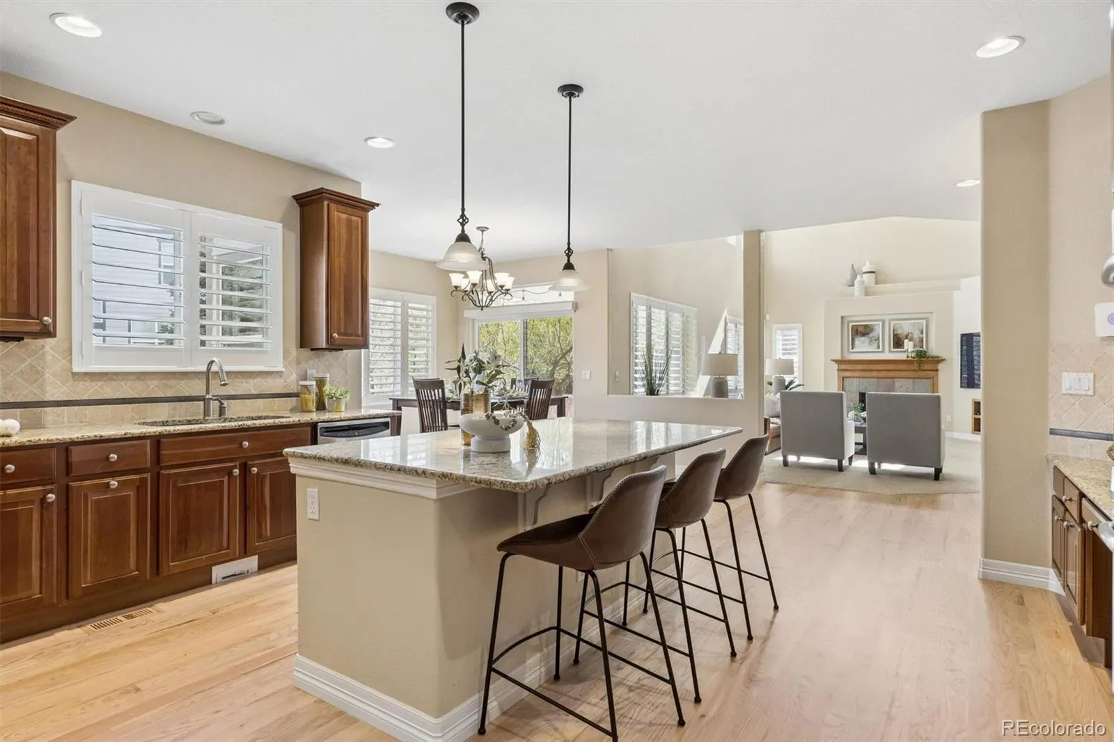 03272026004655 1600 13