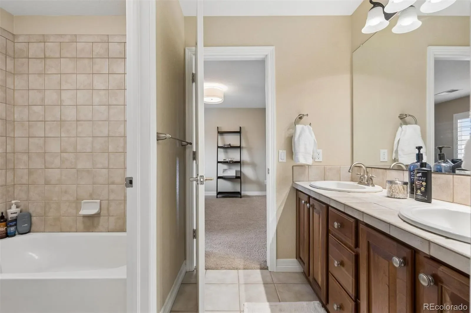 03272026004655 1600 31