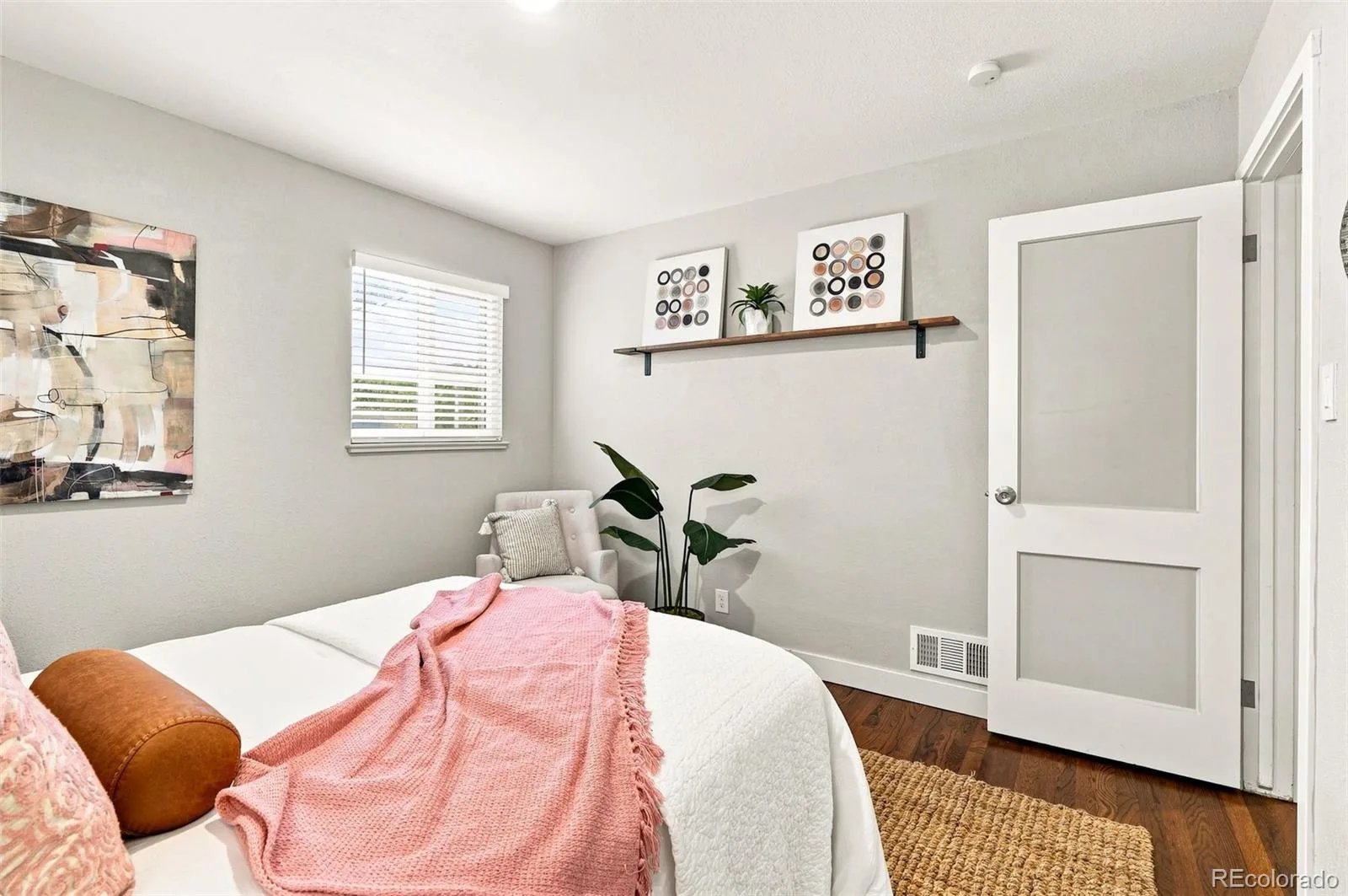 1908 Akron Street Aurora CO 80010 | MLS #REC2571237 08202026222646 1600 18