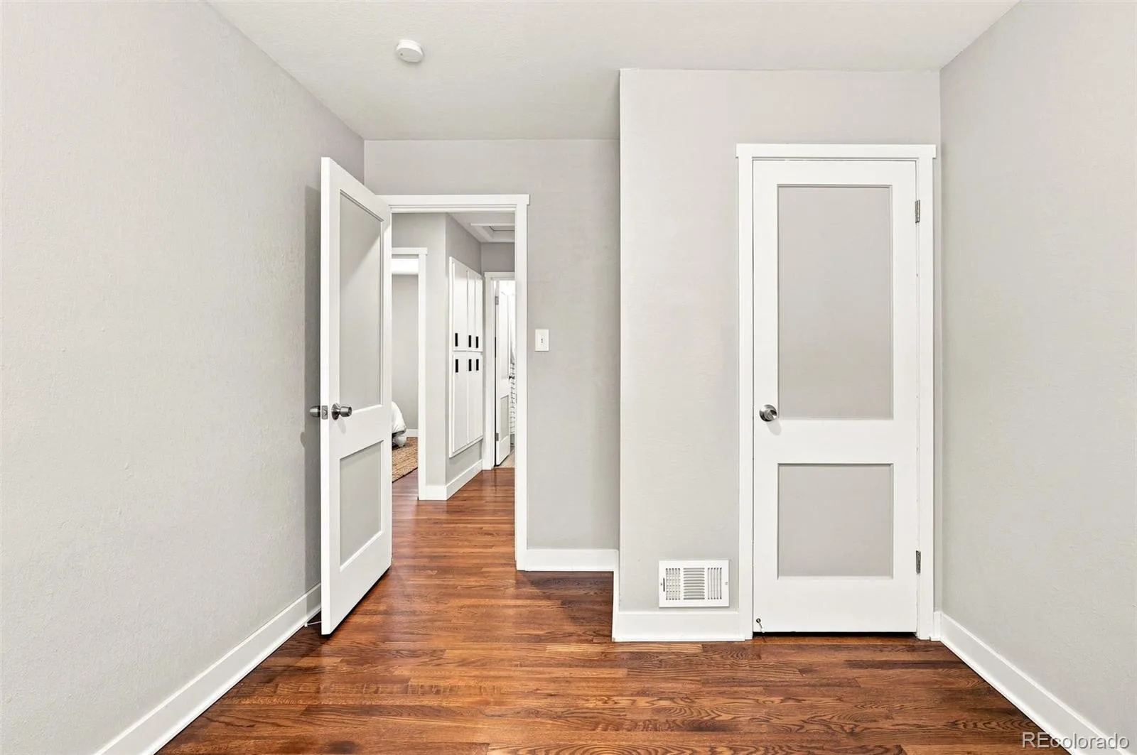 1908 Akron Street Aurora CO 80010 | MLS #REC2571237 08202026222646 1600 25