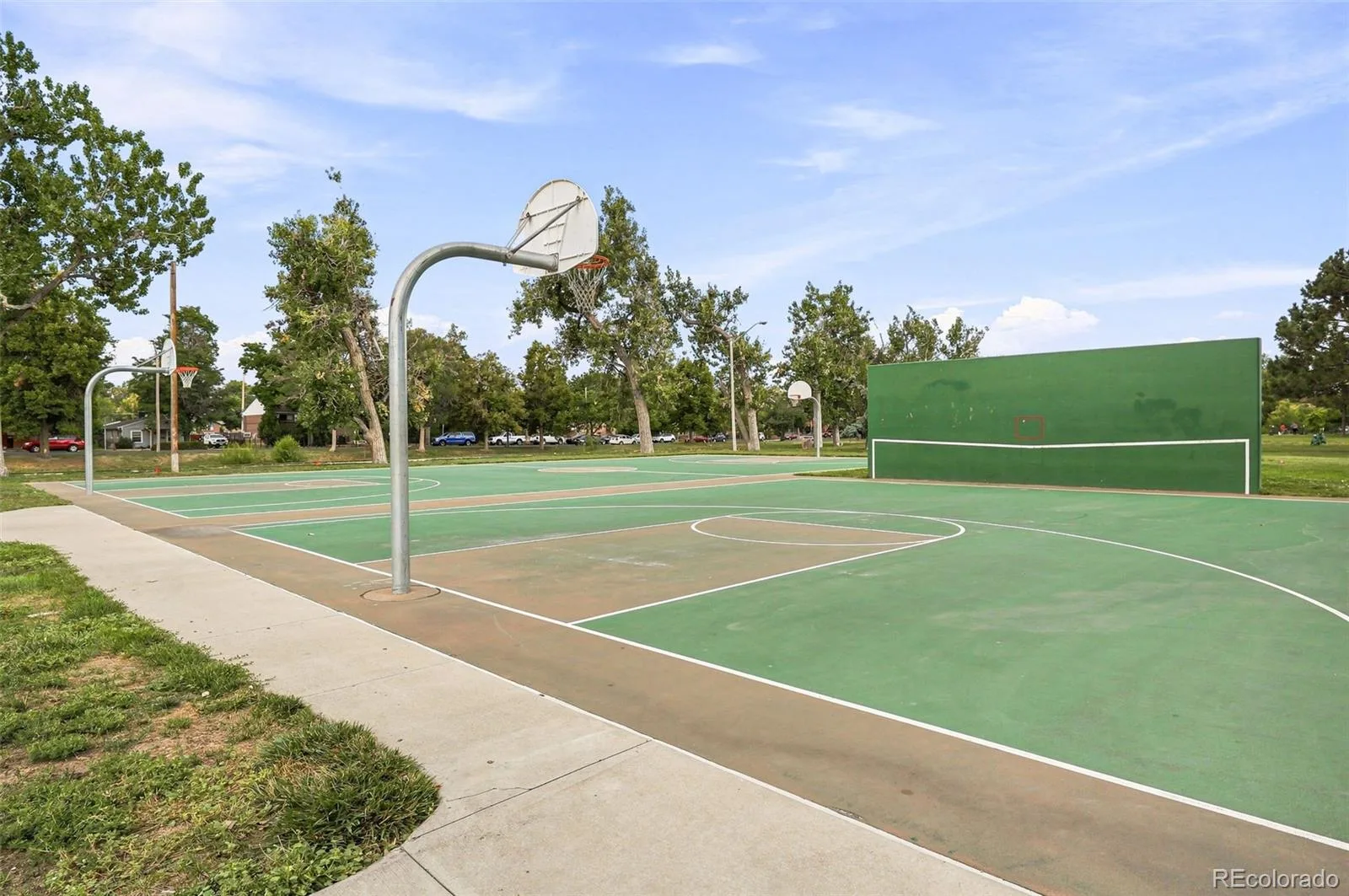 1908 Akron Street Aurora CO 80010 | MLS #REC2571237 08202026222646 1600 36