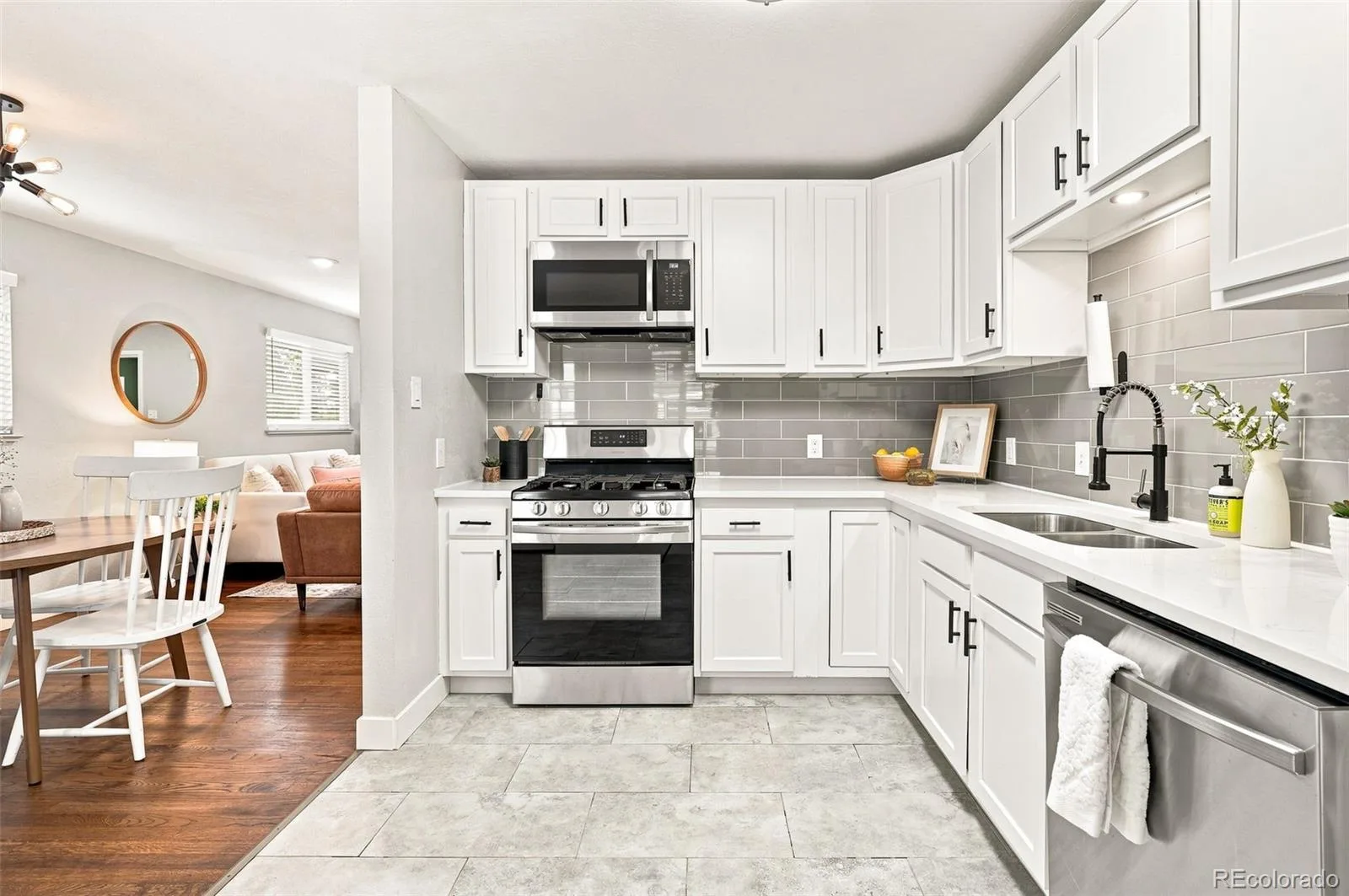 1908 Akron Street Aurora CO 80010 | MLS #REC2571237 08202026222646 1600 4
