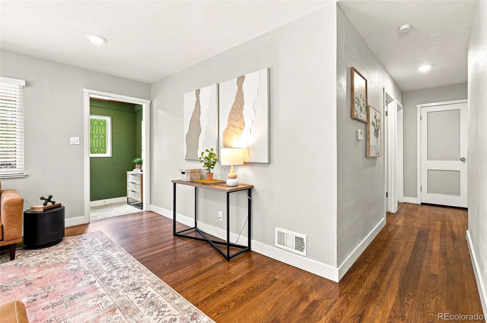 1908 Akron Street Aurora CO 80010 | MLS #REC2571237 08202026222646 1600 6