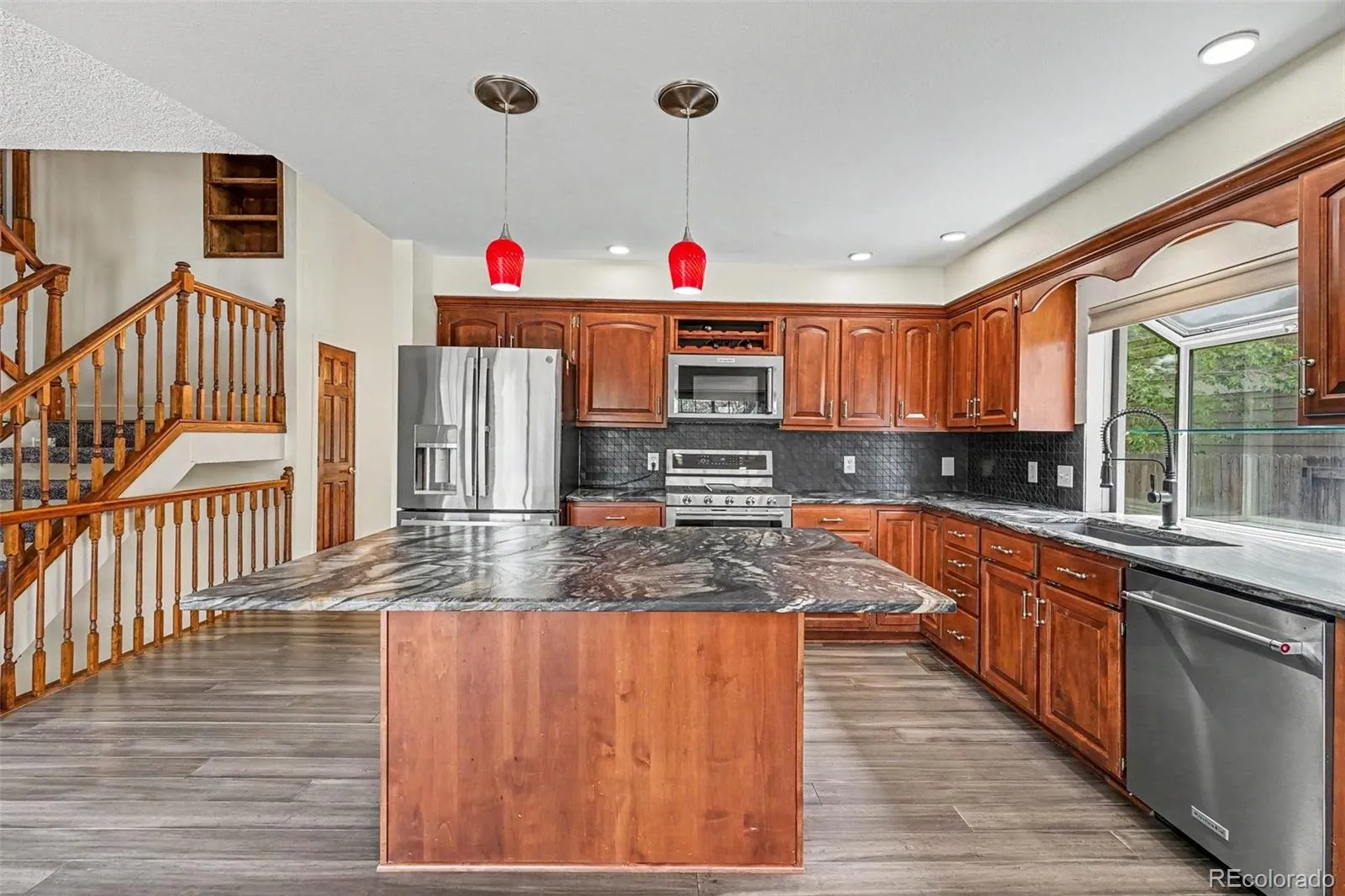 8174 W 81st Drive Arvada CO 80005 MLS #REC2572315 05132026205054 1600 12
