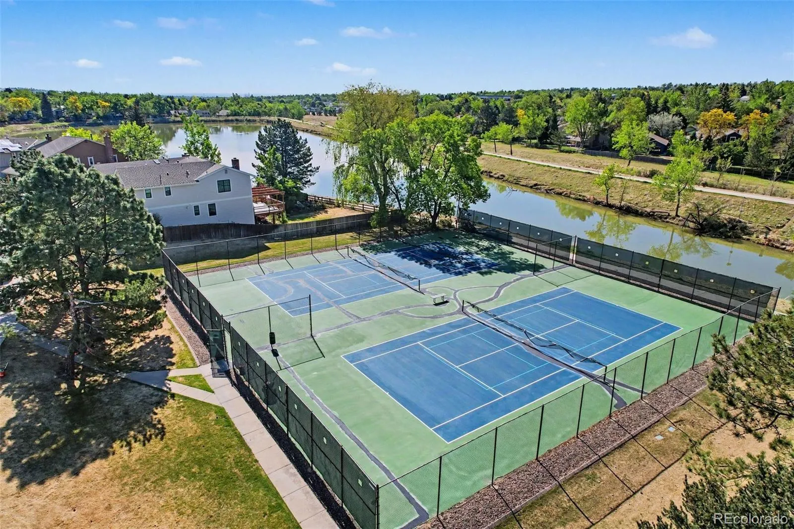 8174 W 81st Drive Arvada CO 80005 MLS #REC2572315 05132026205054 1600 34