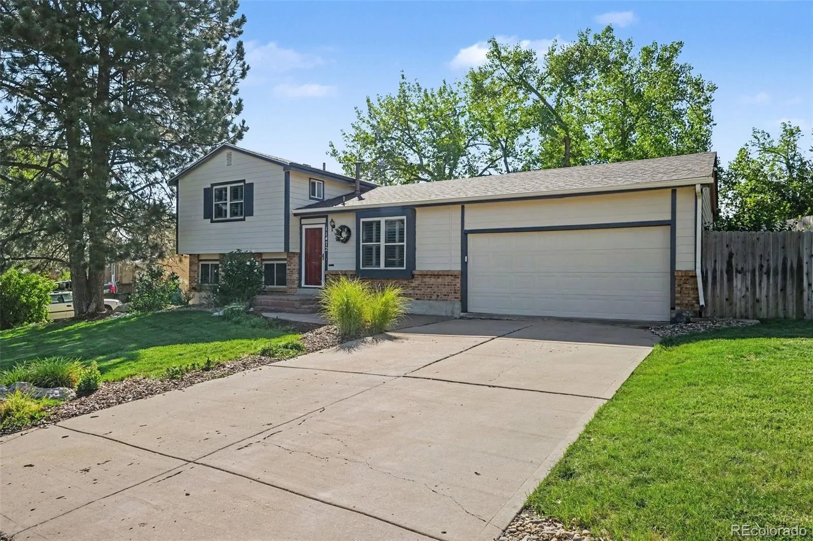 11472 W Powers Place Littleton CO 80127 | MLS #REC2572598 08272026163501 1600 3
