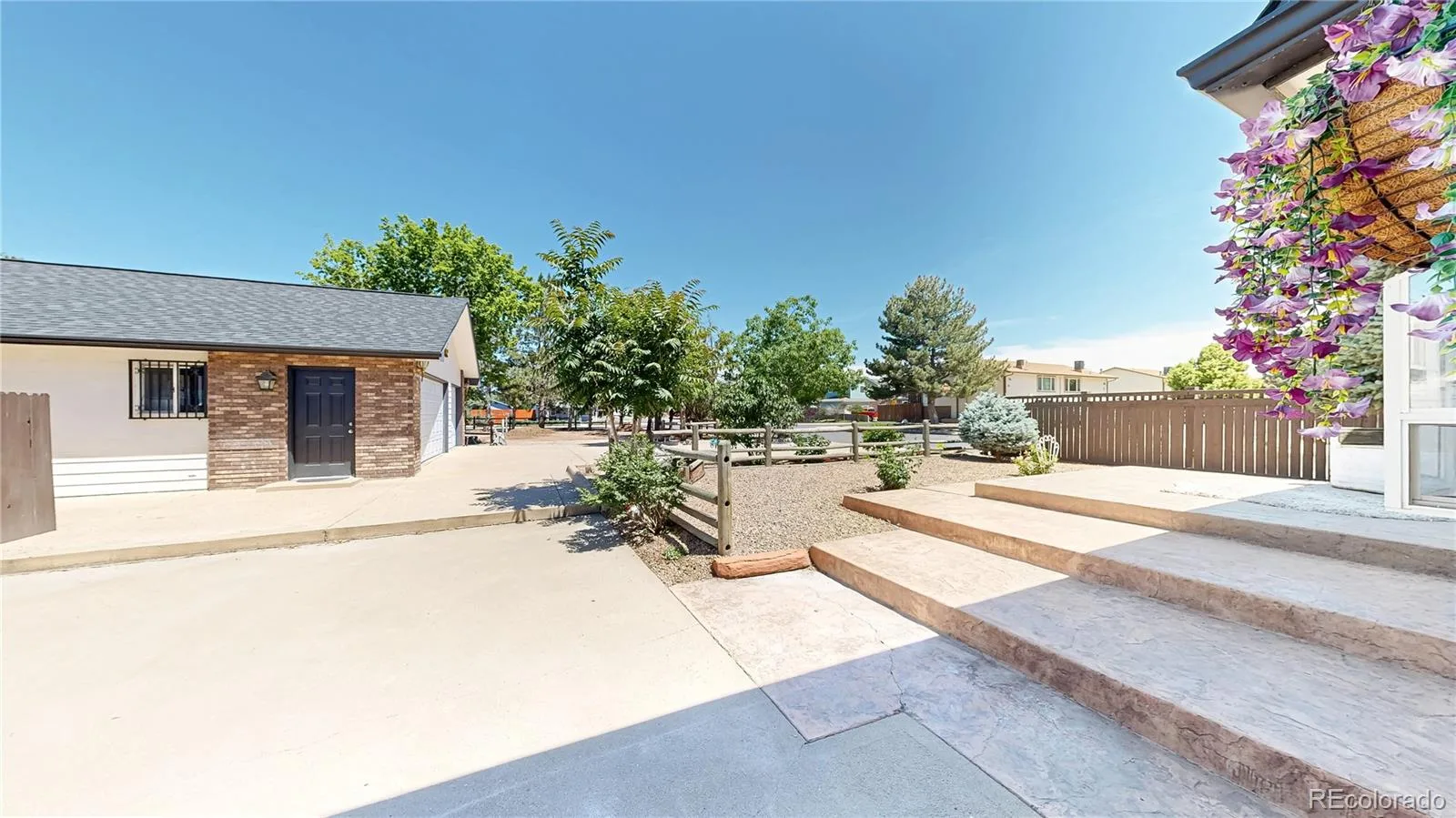693 S 5th Avenue Brighton CO 80601 | MLS #REC2572844 06182026193614 1600 37