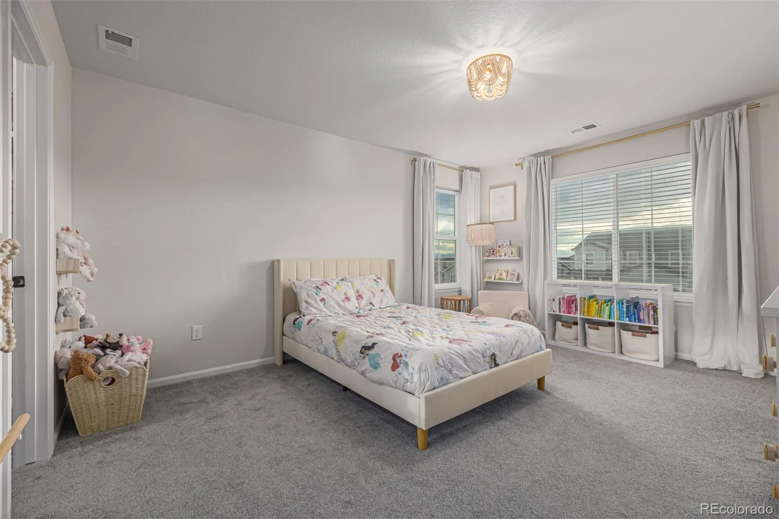3986 Fultondale Street Aurora CO 80019 MLS #REC2573222 06092026014013 1600 32