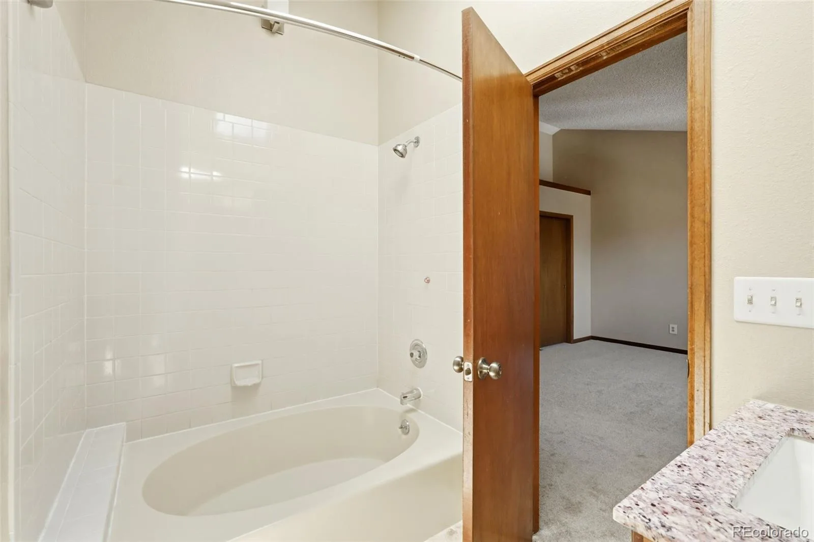 4228 S Granby Court #E Aurora CO 80014 | MLS #REC2573689 07042026153218 1600 19