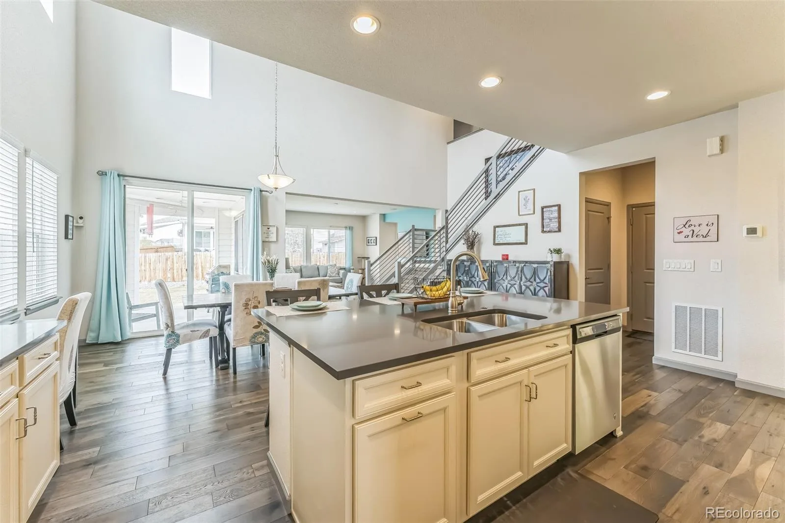 13329 Newport Circle Thornton CO 80602 | MLS #REC2574337 08242026193622 1600 12