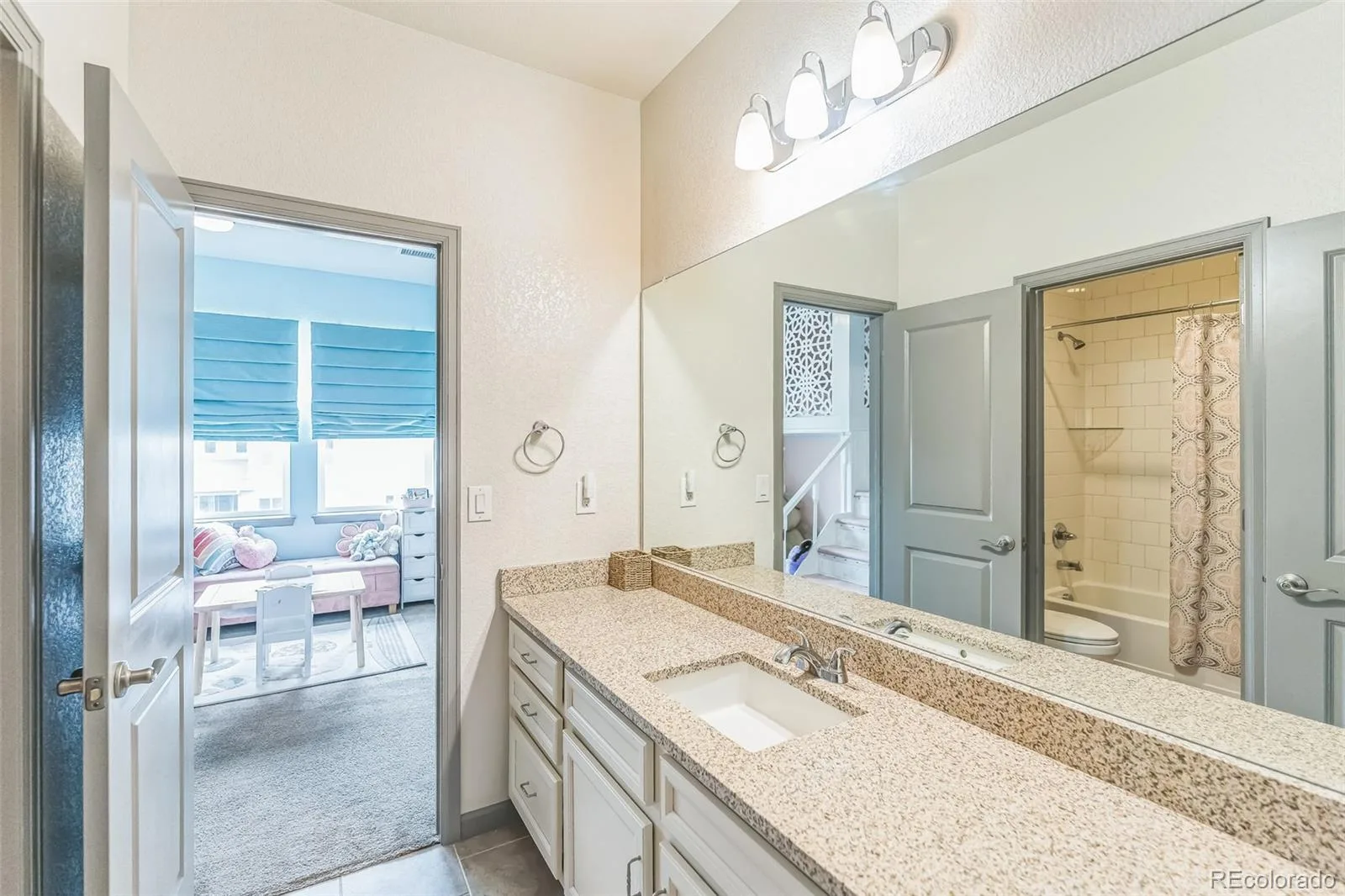 13329 Newport Circle Thornton CO 80602 | MLS #REC2574337 08242026193622 1600 28