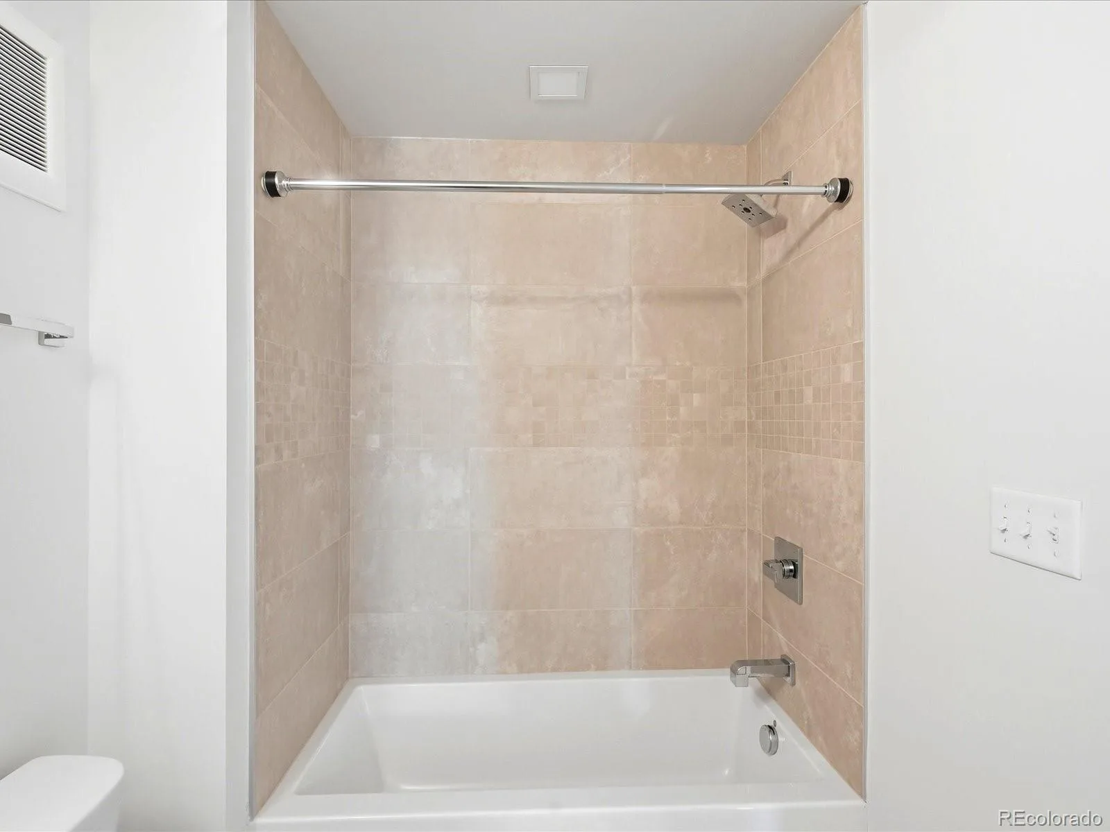 1898 S Bannock Street #305 Denver CO 80223 | MLS #REC2574417 08102026205833 1600 26