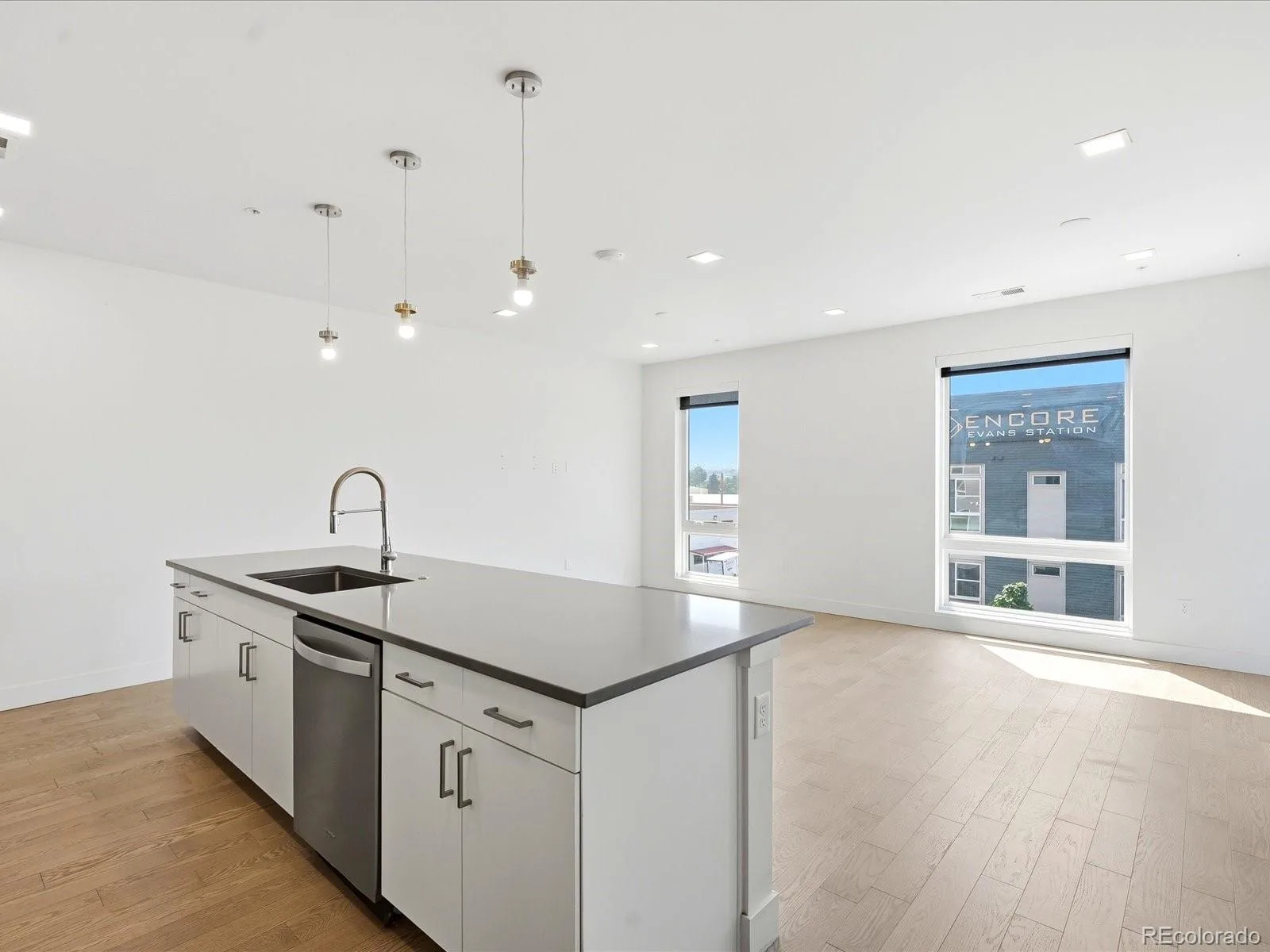 1898 S Bannock Street #305 Denver CO 80223 | MLS #REC2574417 08102026205833 1600 5