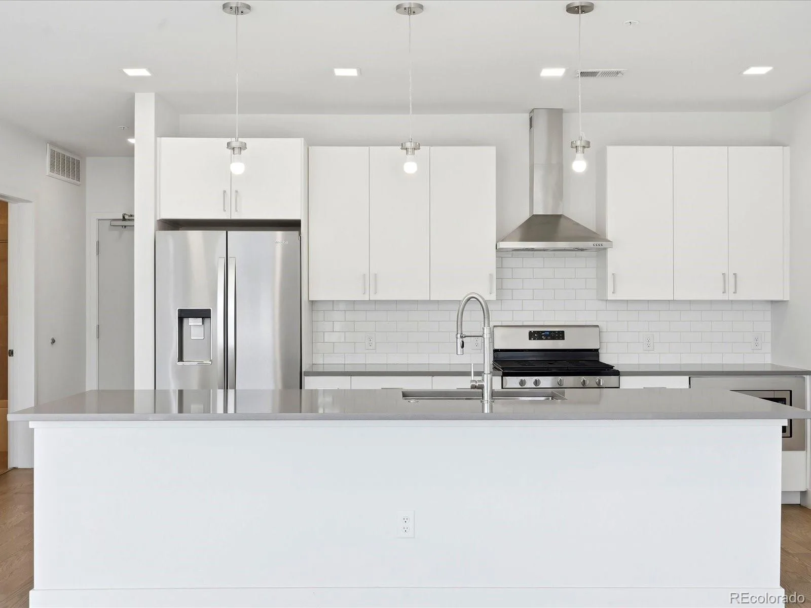 1898 S Bannock Street #305 Denver CO 80223 | MLS #REC2574417 08102026205833 1600 9
