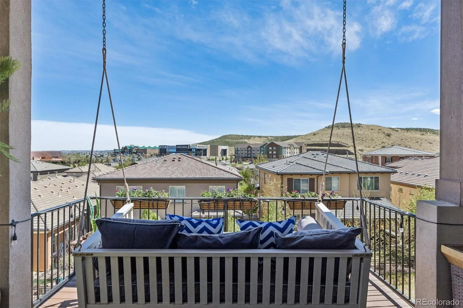 10608 Ladera Drive Lone Tree CO 80124 MLS #REC2575992 06222026140745 1600 23