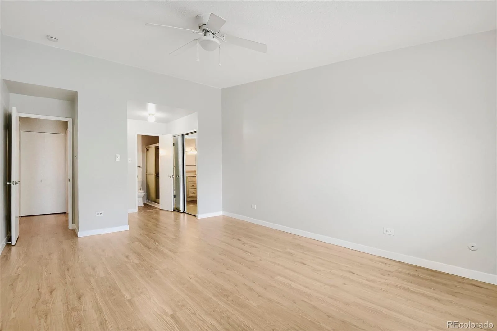 625 S Alton Way #7D Denver CO 80247 | MLS #REC2582757 08122026193651 1600 11