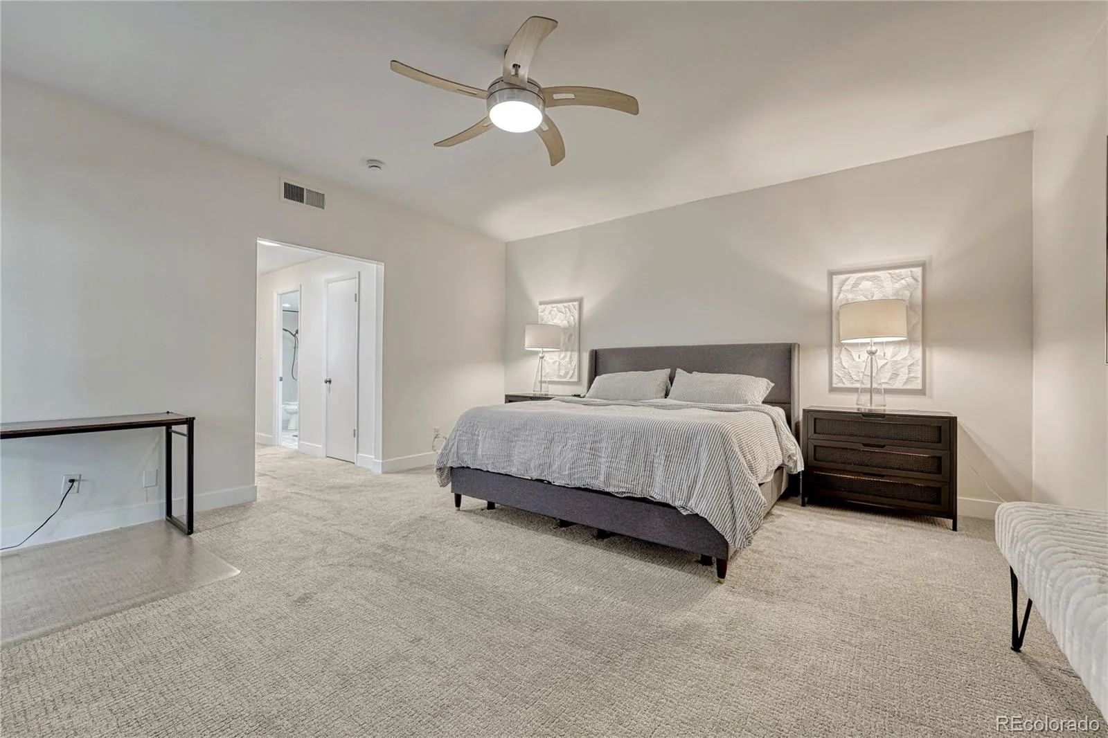4250 S Olive Street #202 Denver CO 80237 | MLS #REC2584634 08152026144121 1600 13