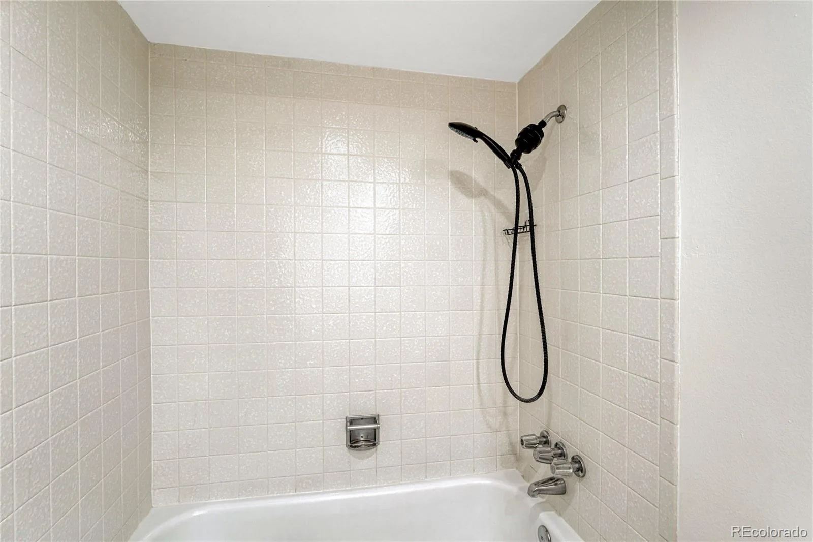 4250 S Olive Street #202 Denver CO 80237 | MLS #REC2584634 08152026144121 1600 18