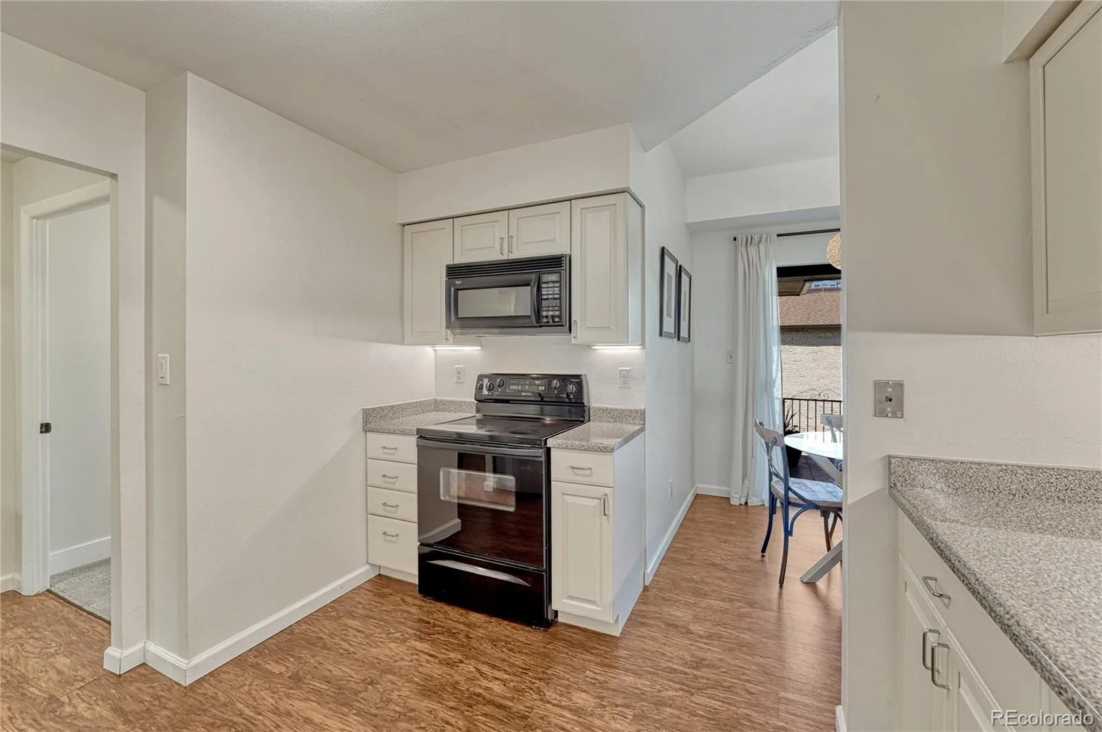 4250 S Olive Street #202 Denver CO 80237 | MLS #REC2584634 08152026144121 1600 26