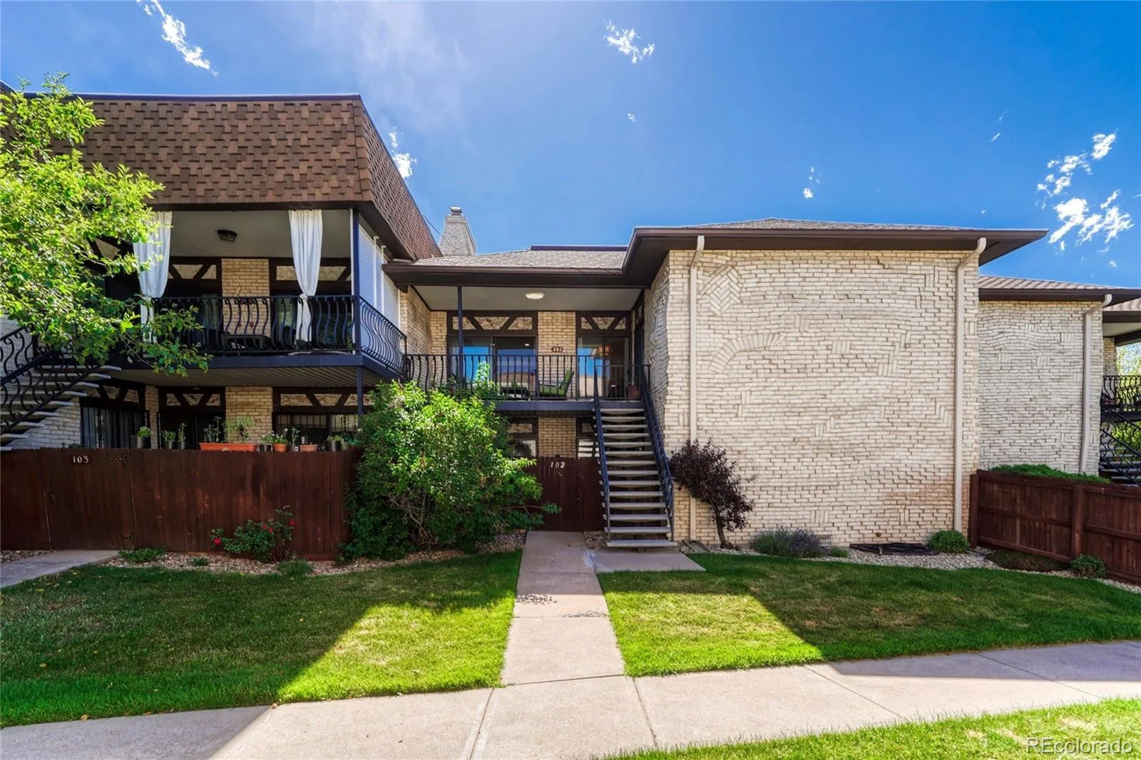 4250 S Olive Street #202 Denver CO 80237 | MLS #REC2584634 08152026144121 1600 34