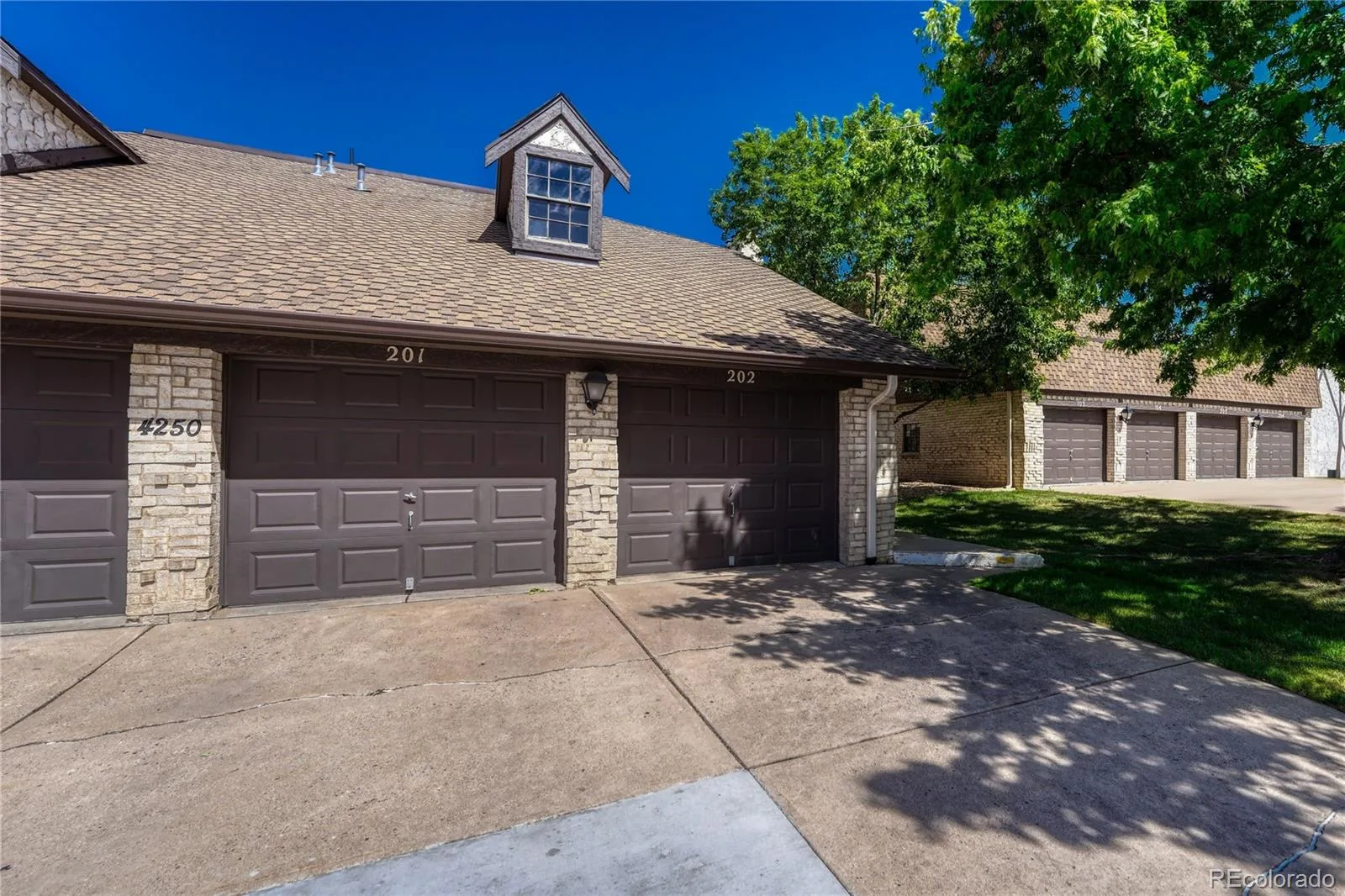 4250 S Olive Street #202 Denver CO 80237 | MLS #REC2584634 08152026144121 1600 43