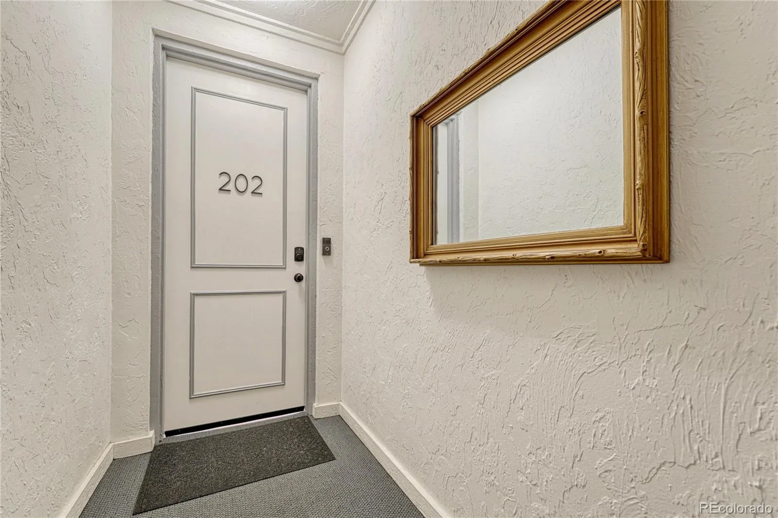 4250 S Olive Street #202 Denver CO 80237 | MLS #REC2584634 08152026144121 1600 6