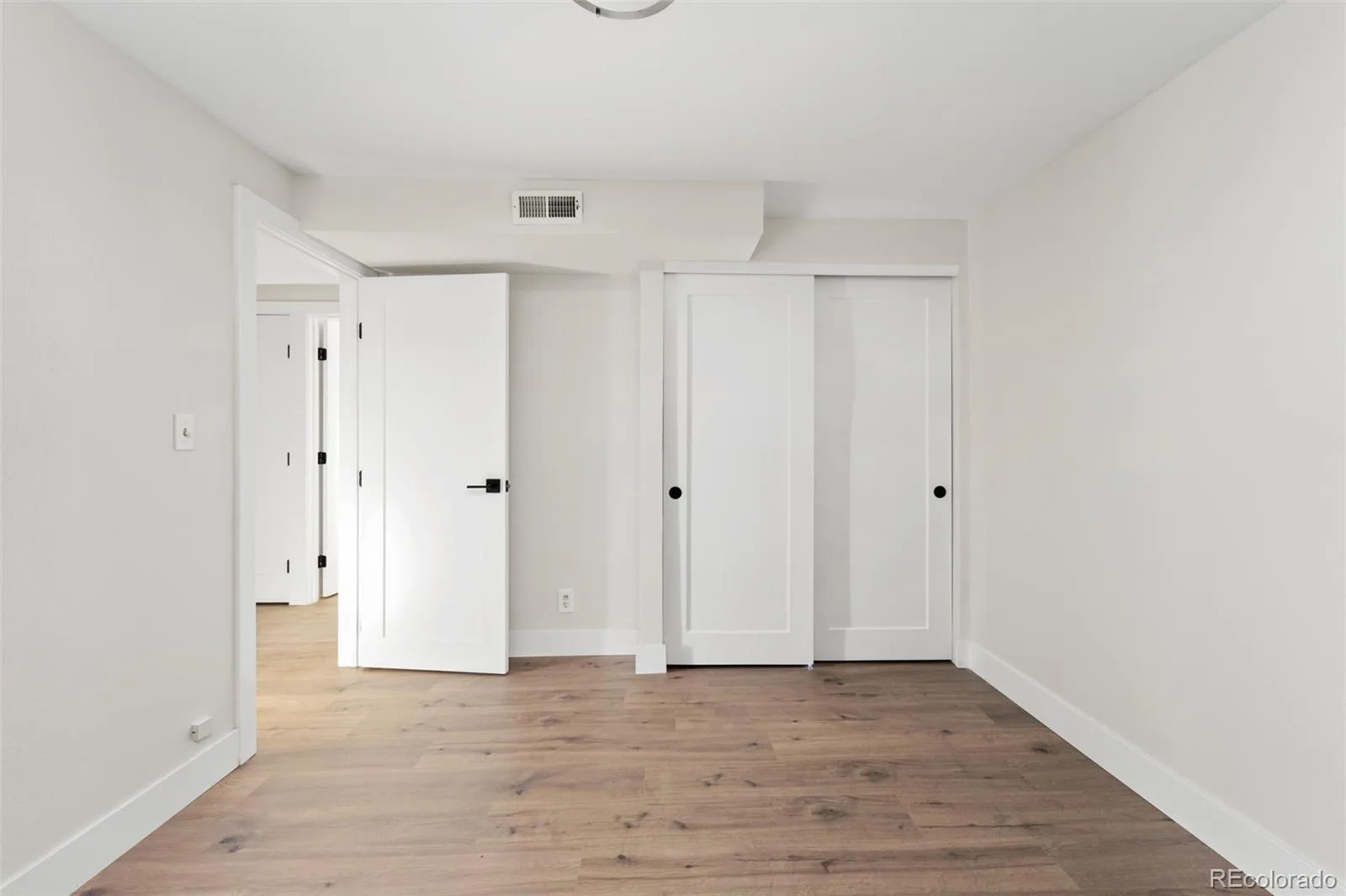 6460 S Downing Street Centennial CO 80121 MLS #REC2585403 06102026061526 1600 27