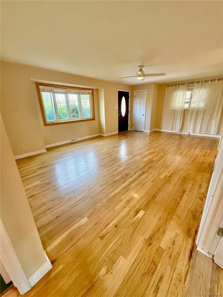 6070 S Detroit Street Littleton CO 80121 | MLS #REC2586689 08292026005809 800 3