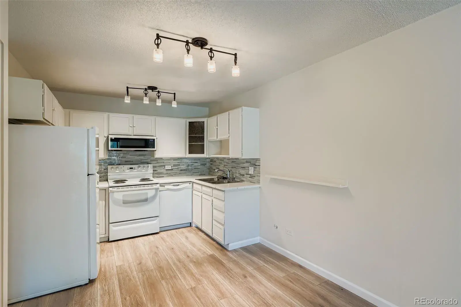 680 S Alton Way #1B Denver CO 80247 MLS #REC2588915 02282026164902 1600 8