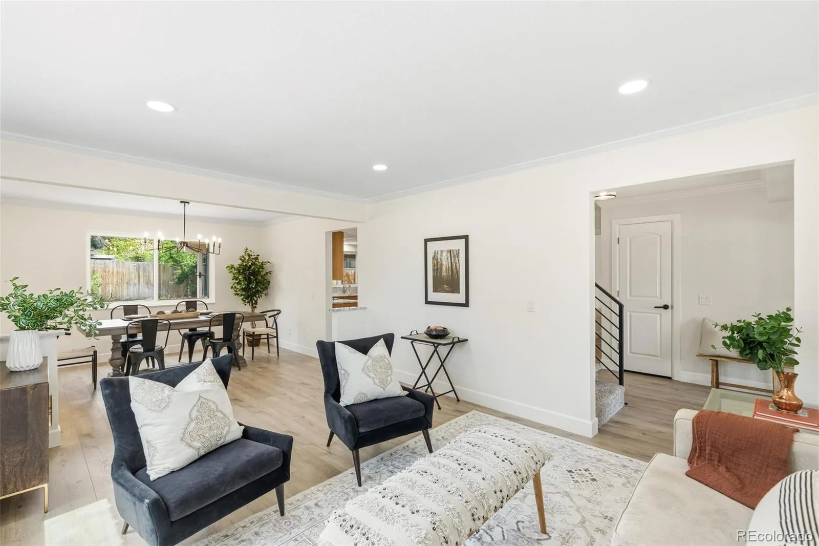 7445 S Kendall Boulevard Littleton CO 80128 | MLS #REC2590794 08152026020455 1600 2