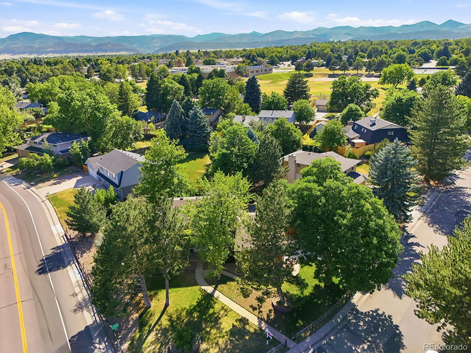7445 S Kendall Boulevard Littleton CO 80128 | MLS #REC2590794 08152026020455 1600 32