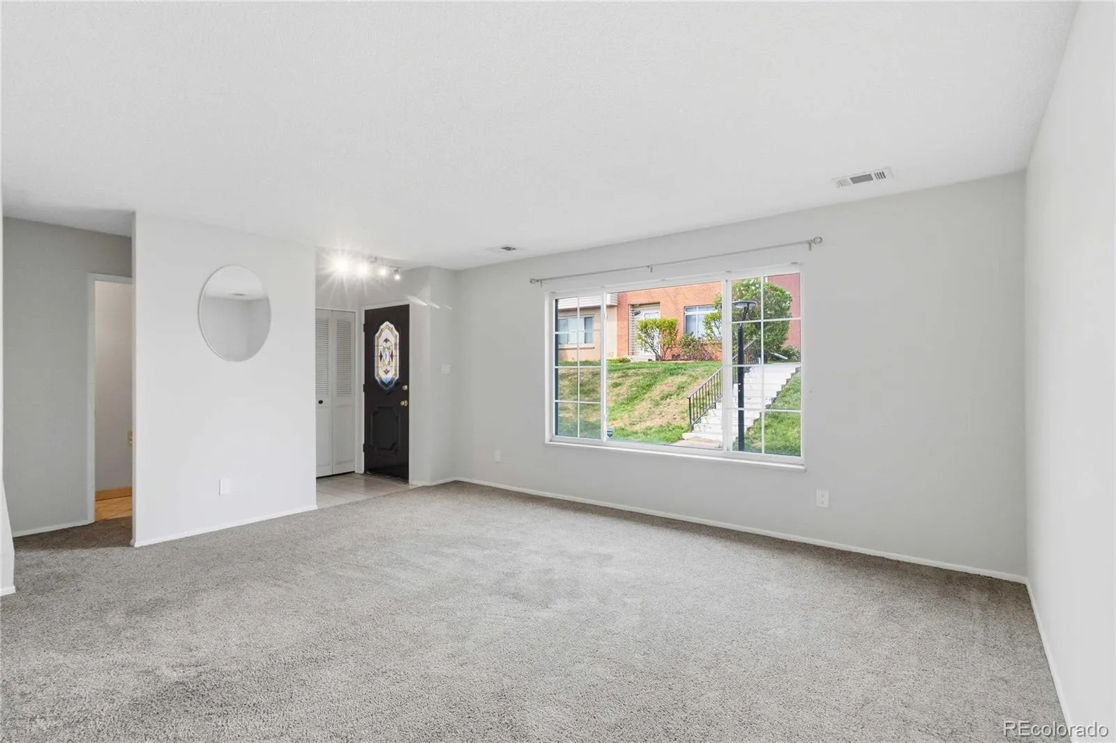 9209 E Nassau Avenue Denver CO 80237 MLS #REC2590897 04252026081922 1600 1