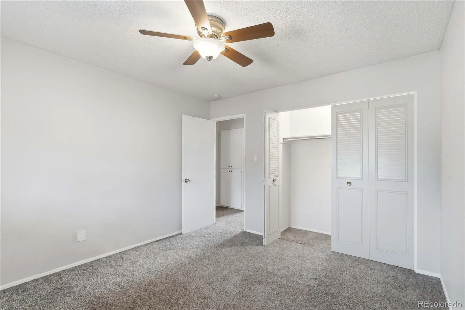 9209 E Nassau Avenue Denver CO 80237 MLS #REC2590897 04252026081922 1600 10
