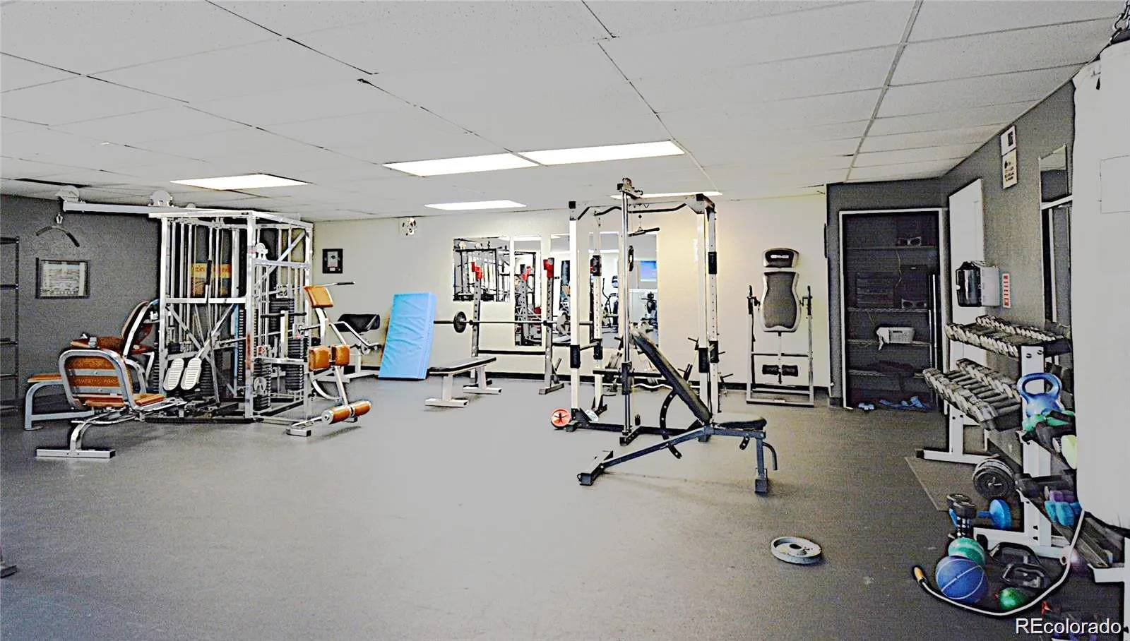 9209 E Nassau Avenue Denver CO 80237 MLS #REC2590897 04252026081922 1600 18