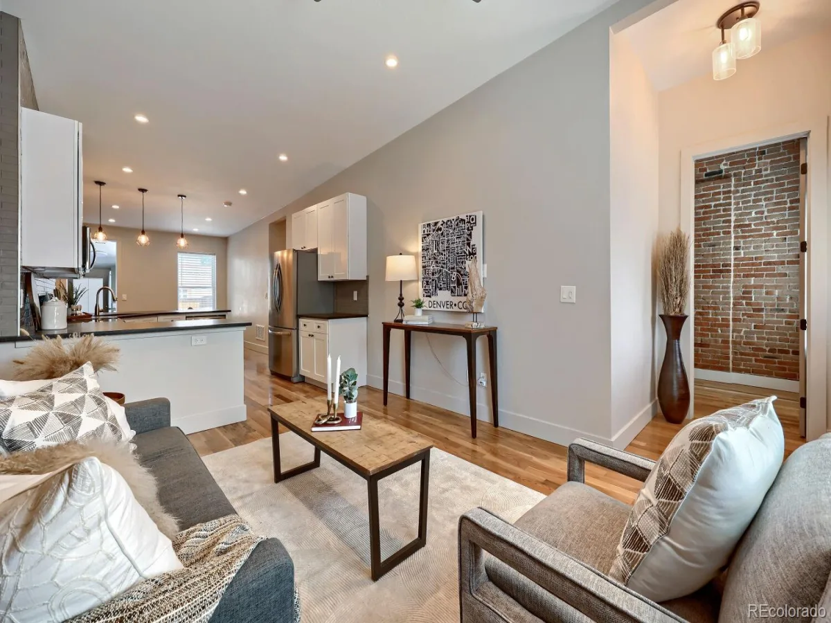 2955 Champa Street Denver CO 80205 MLS #REC2593136 06102026193757 1200 2