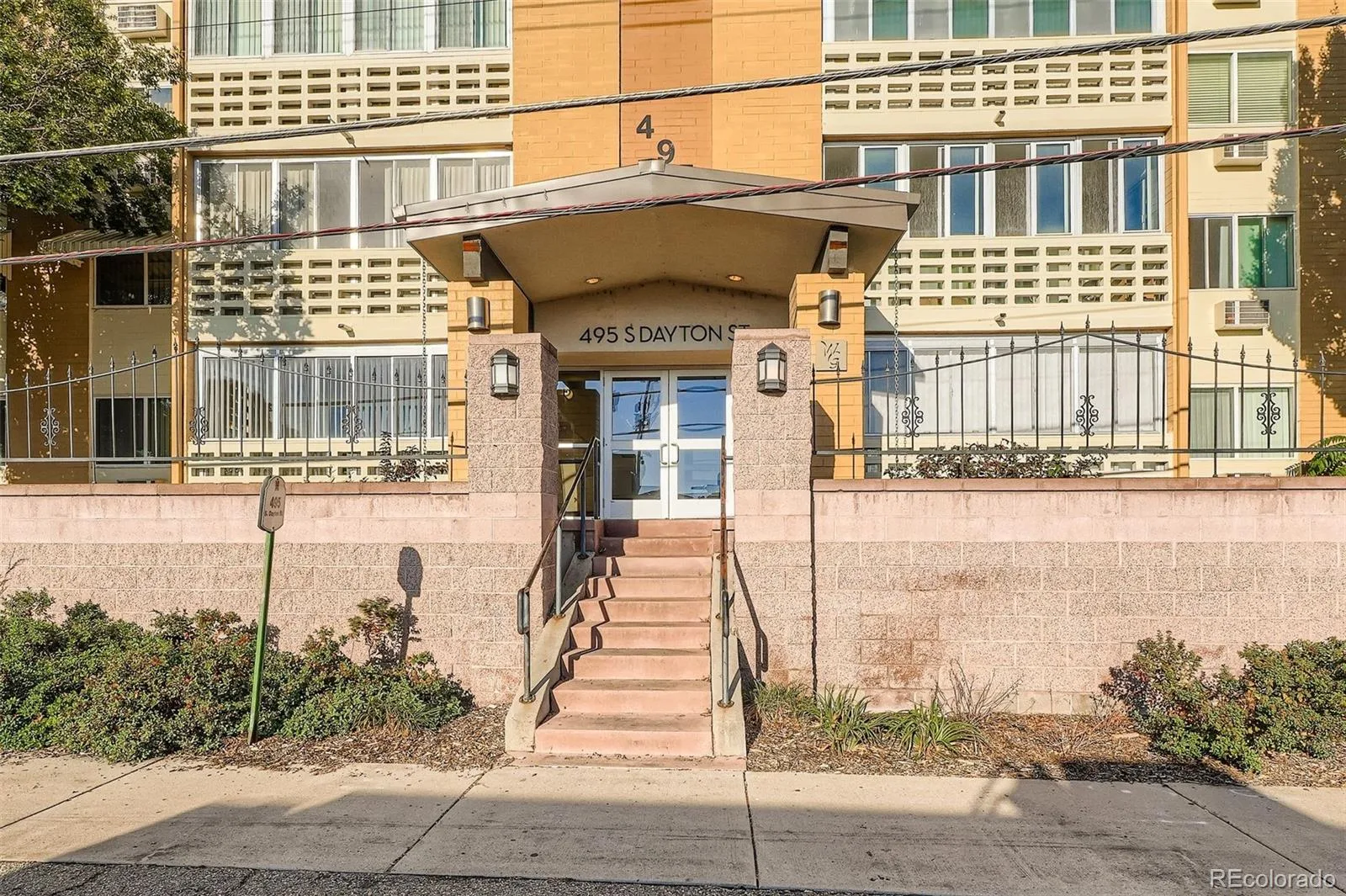 495 S Dayton Street #3B Denver CO 80247 | MLS #REC2594767 06262026182206 1600 23