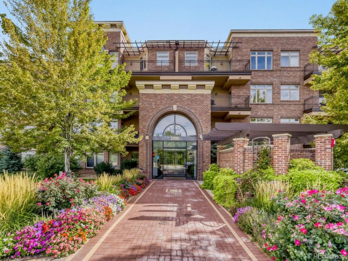 2700 E Cherry Creek South Drive #414 Denver CO 80209 | MLS #REC2595202 MLS #REC2595202 image #0