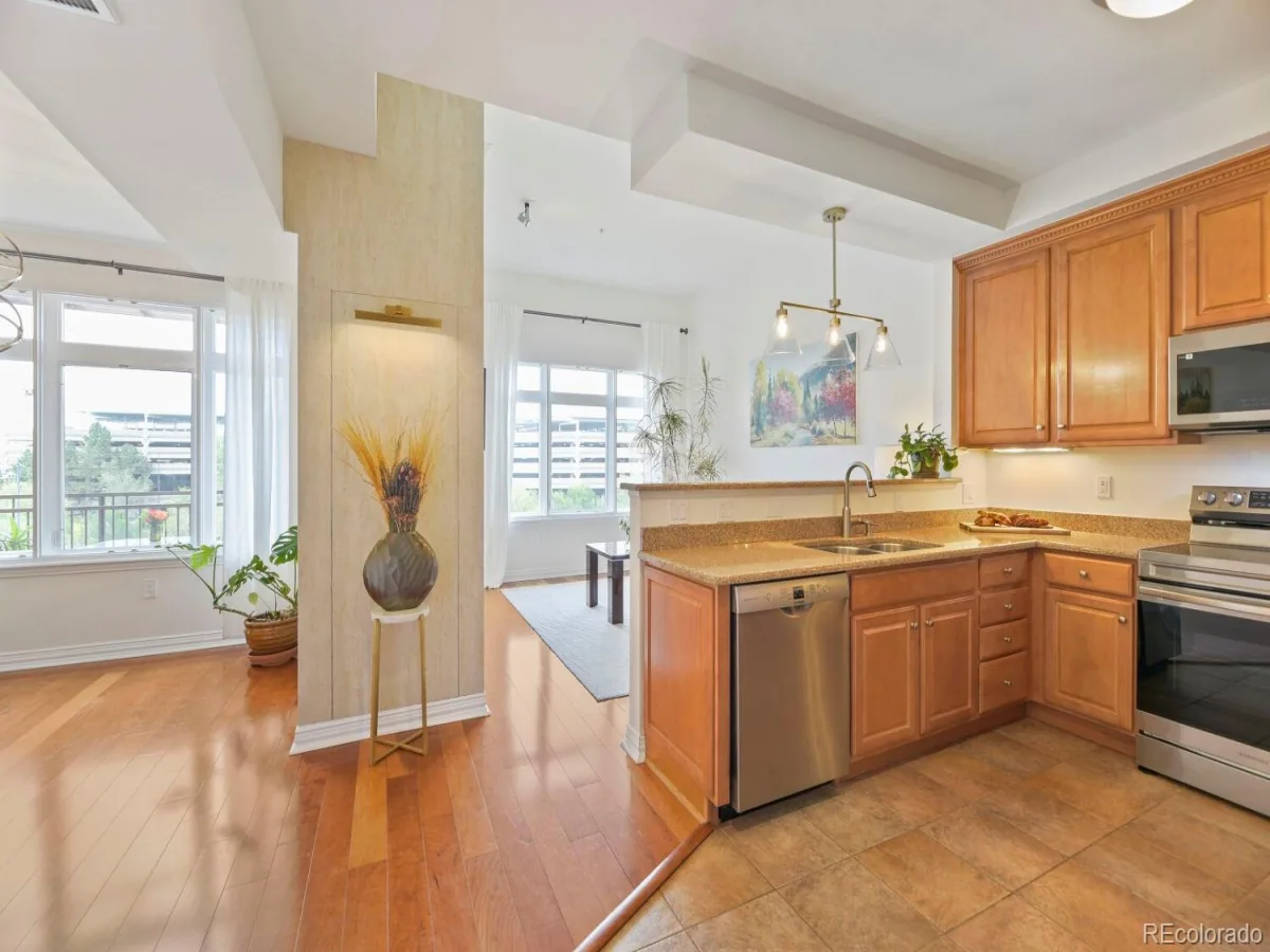 2700 E Cherry Creek South Drive #414 Denver CO 80209 | MLS #REC2595202 09222026220520 1200 1
