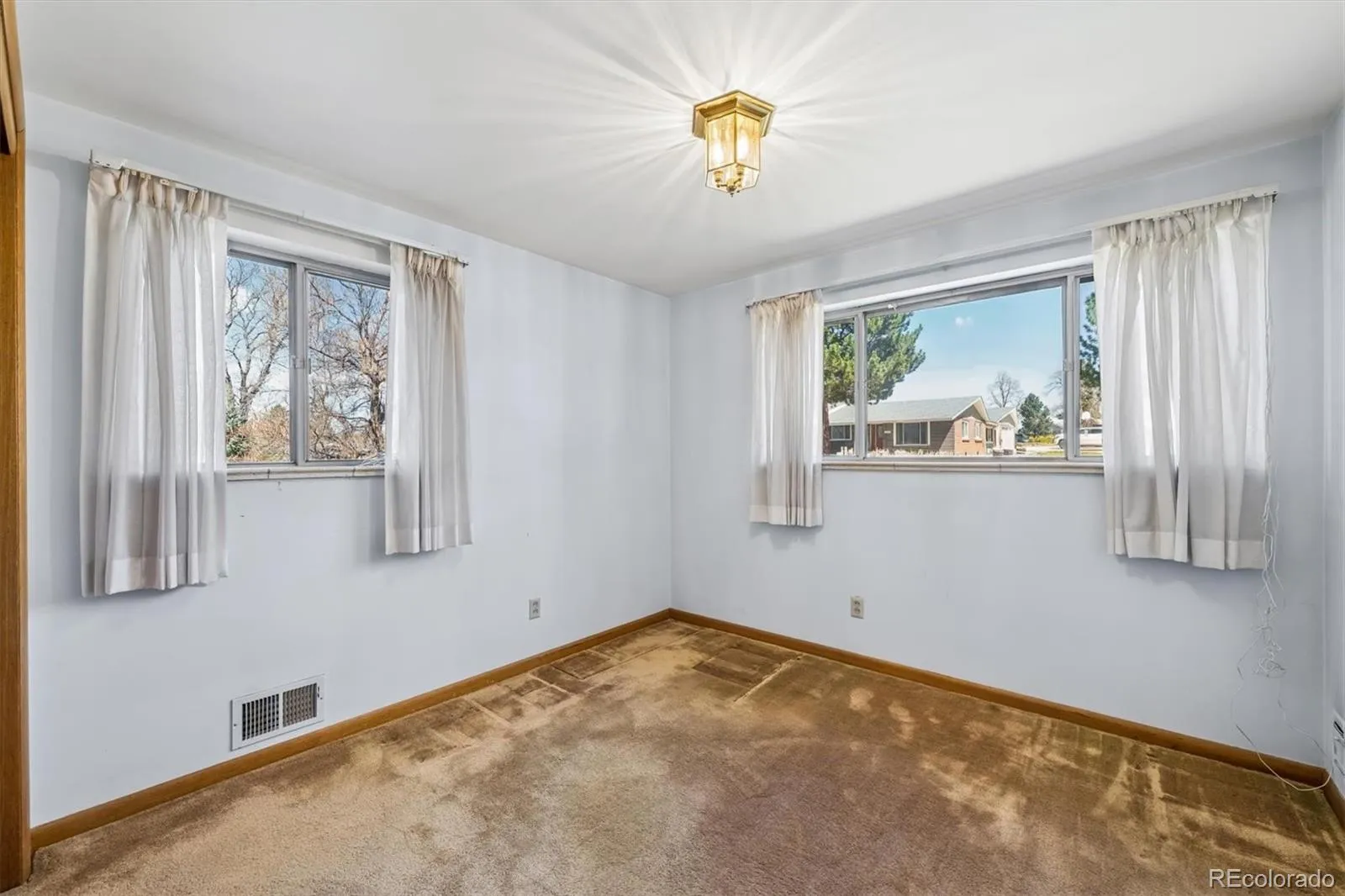 04152026015110 1600 19